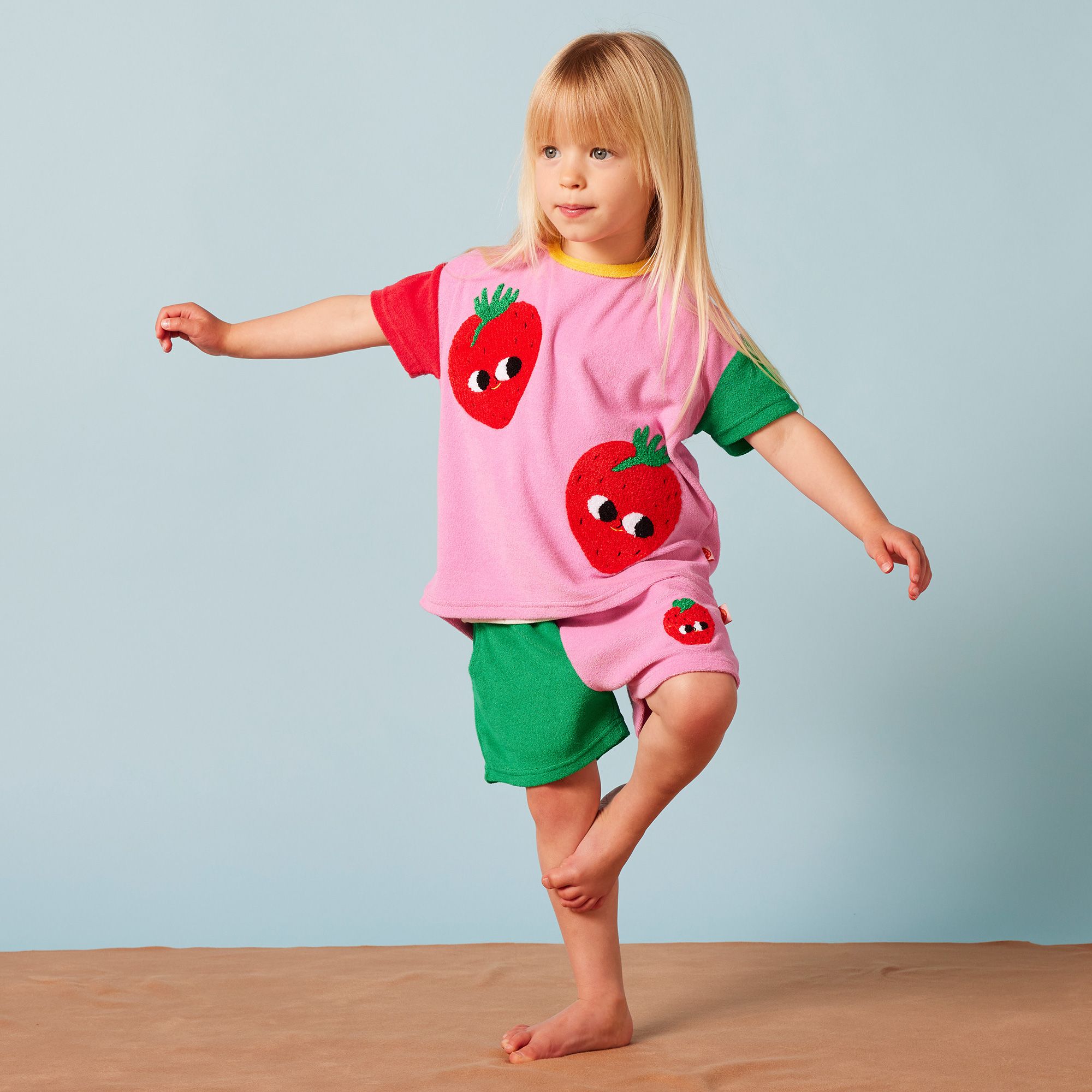 Terry Applique Tshirt (Strawberries)_3