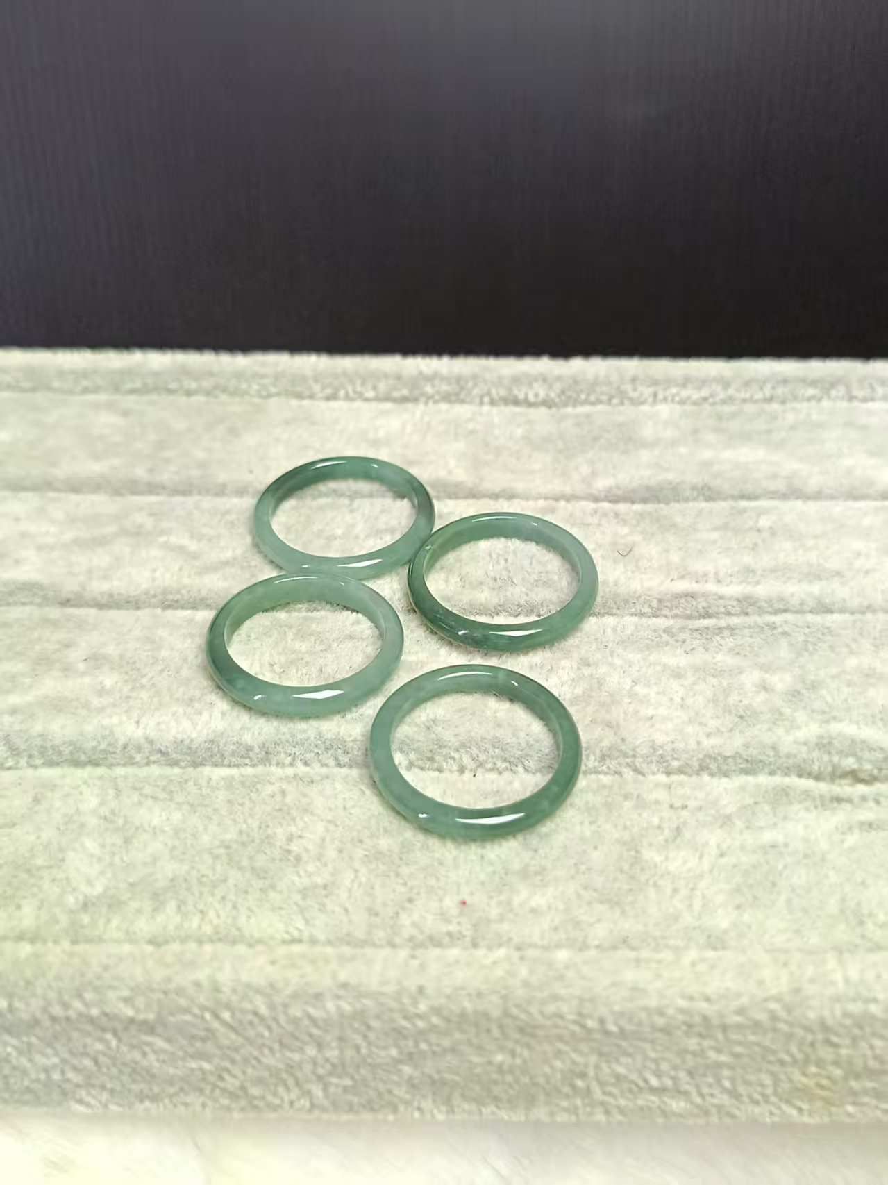 JADEITE  RING _8