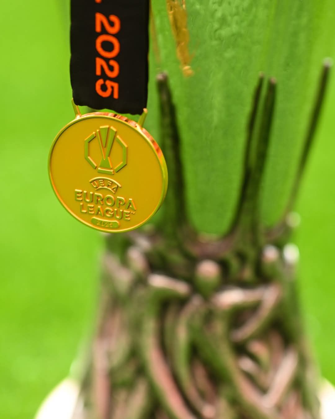 UEFA Europa League 2024/25 Winner's medal _3