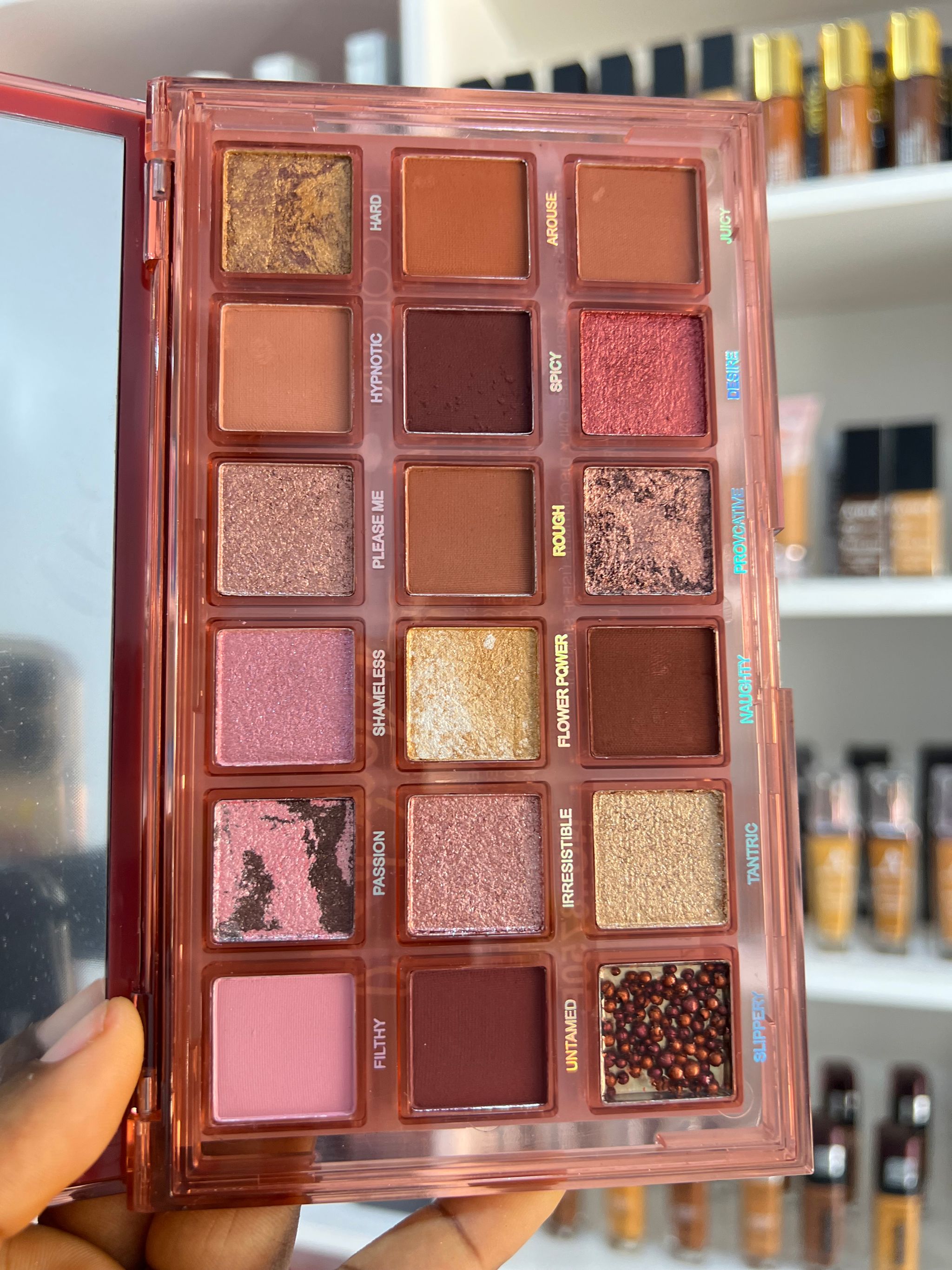 Eyeshadow nude_1