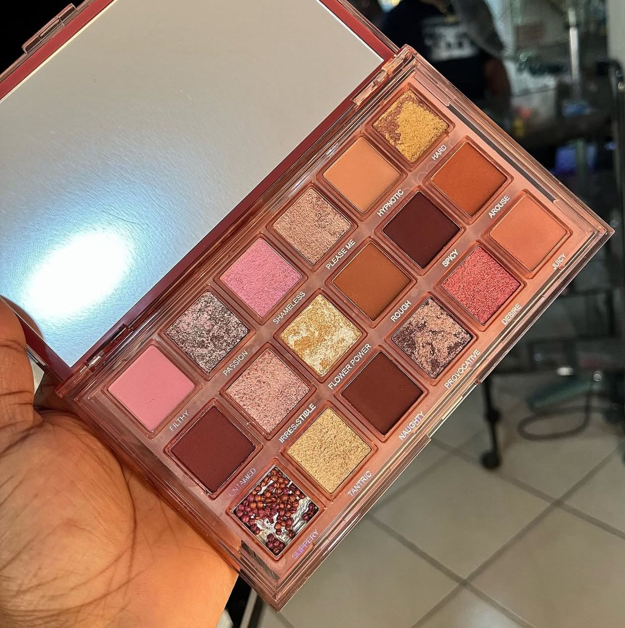 Eyeshadow nude_0