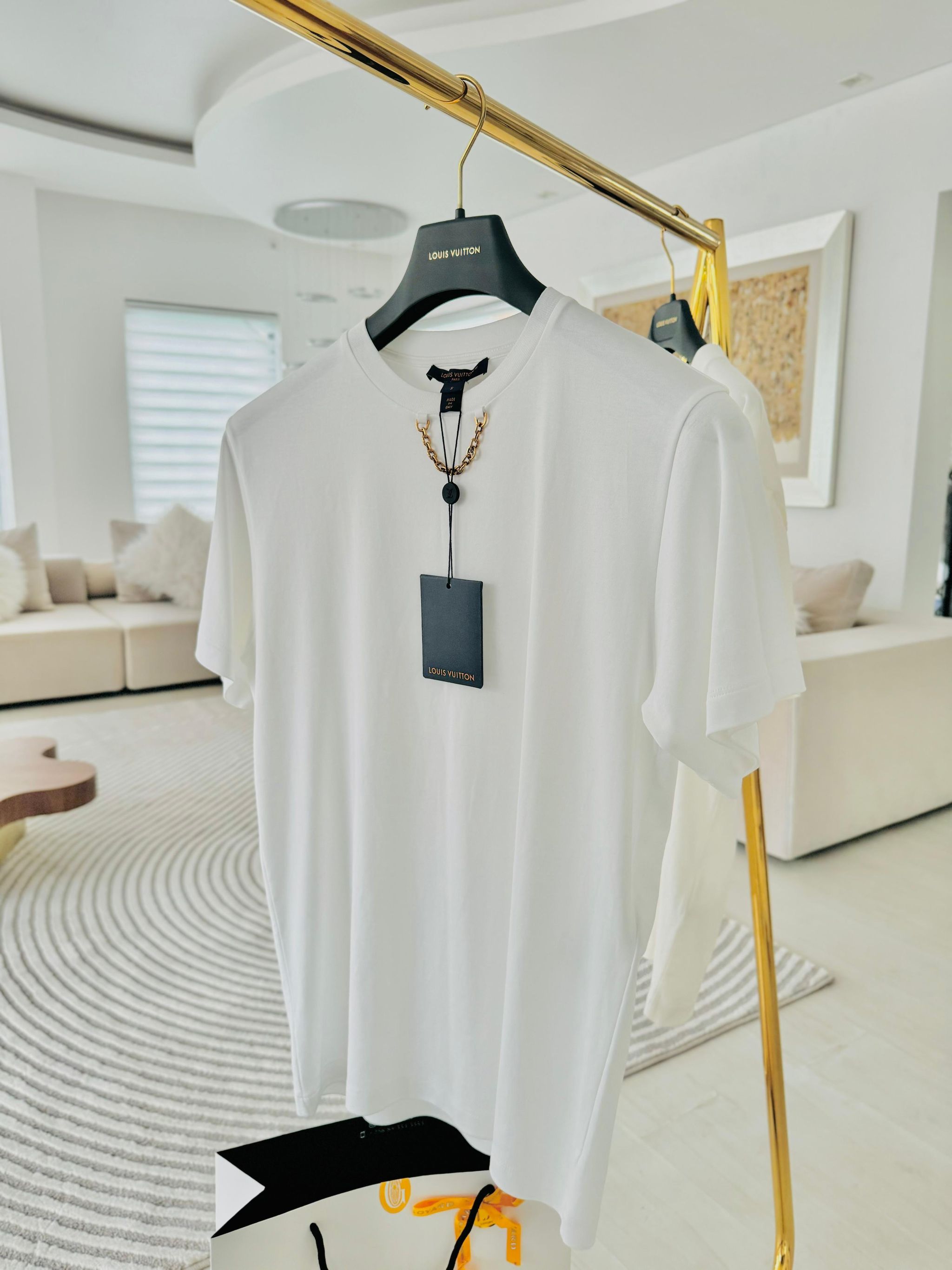 T shirt Louis Vuitton - chain logo _0