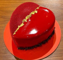 Heart-Shaped Cake_0