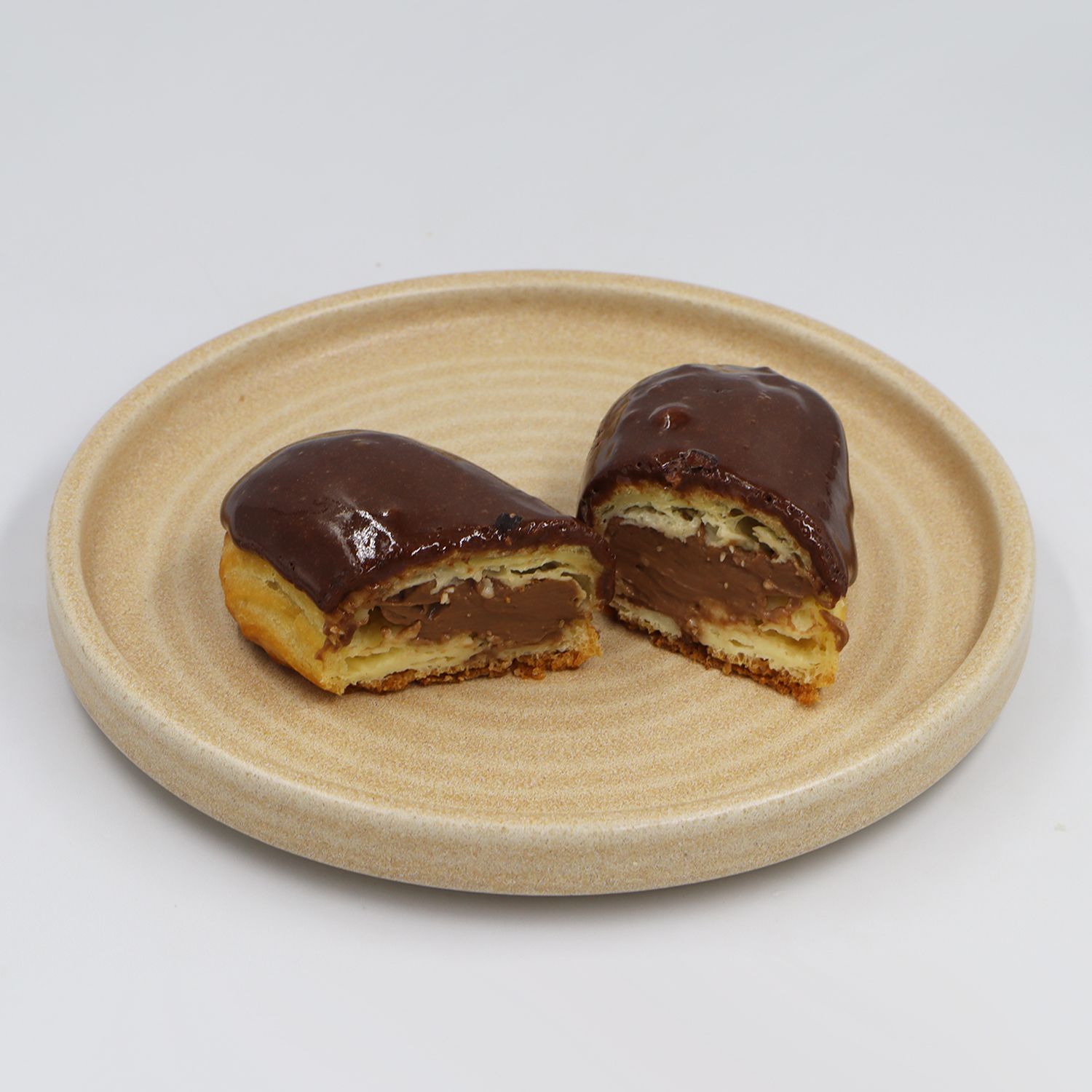 Roots Chocolate Eclair 50g_2