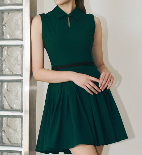 Duvik - Cool material Y-collar pleated flare banding sleeveless one-piece_1