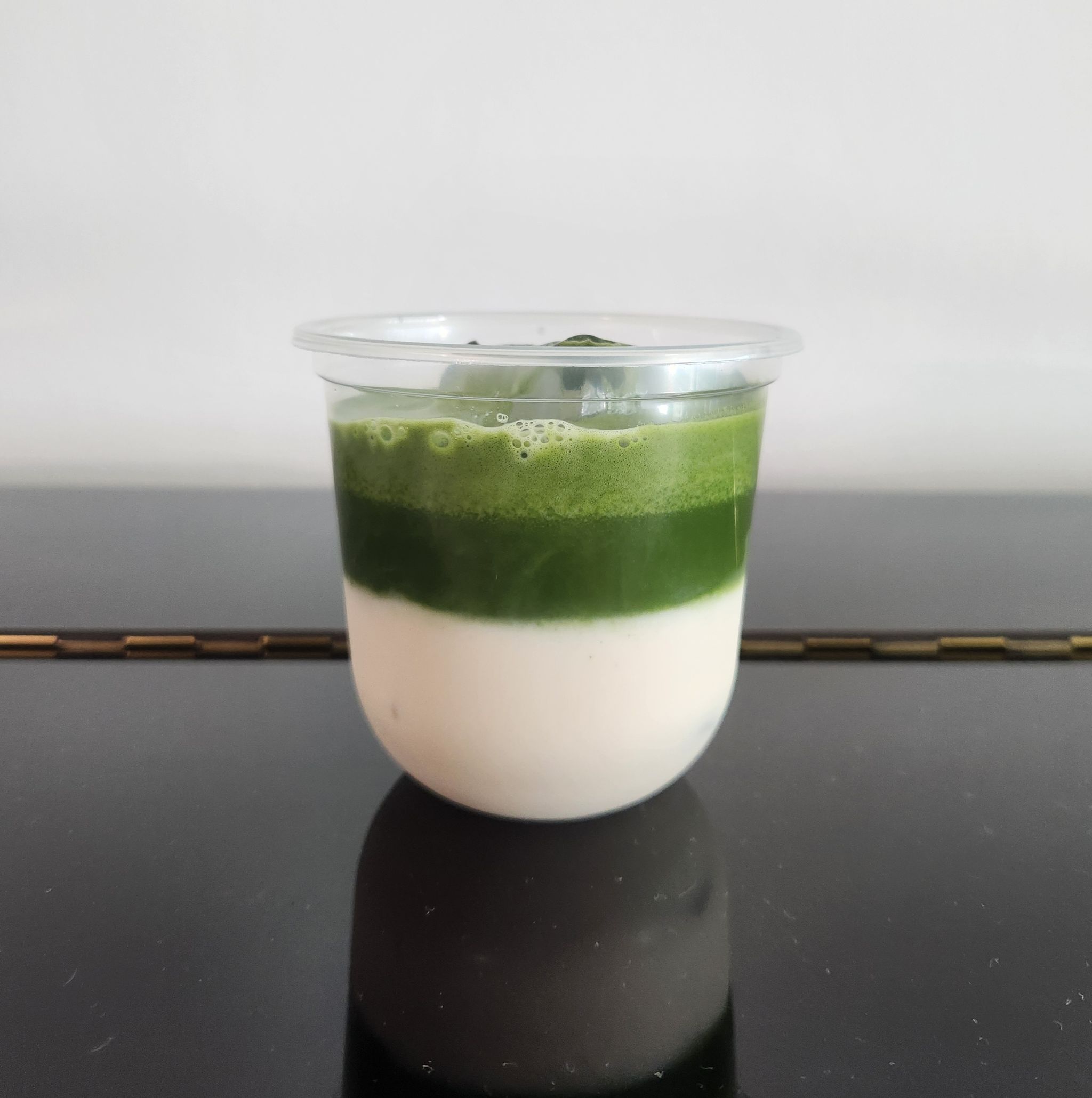 Iced matcha latte_0