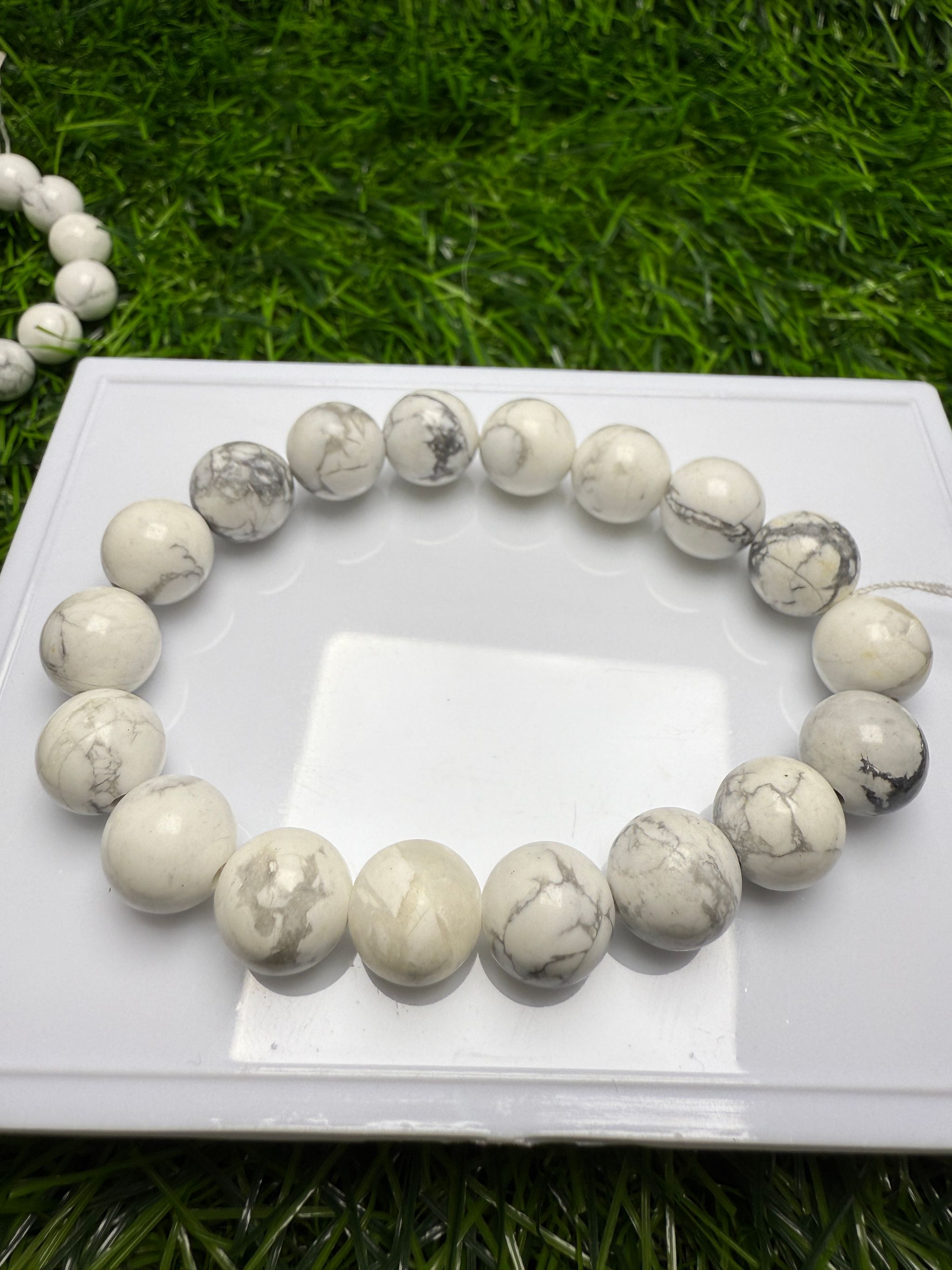 Natural Howlite Bracelet _2
