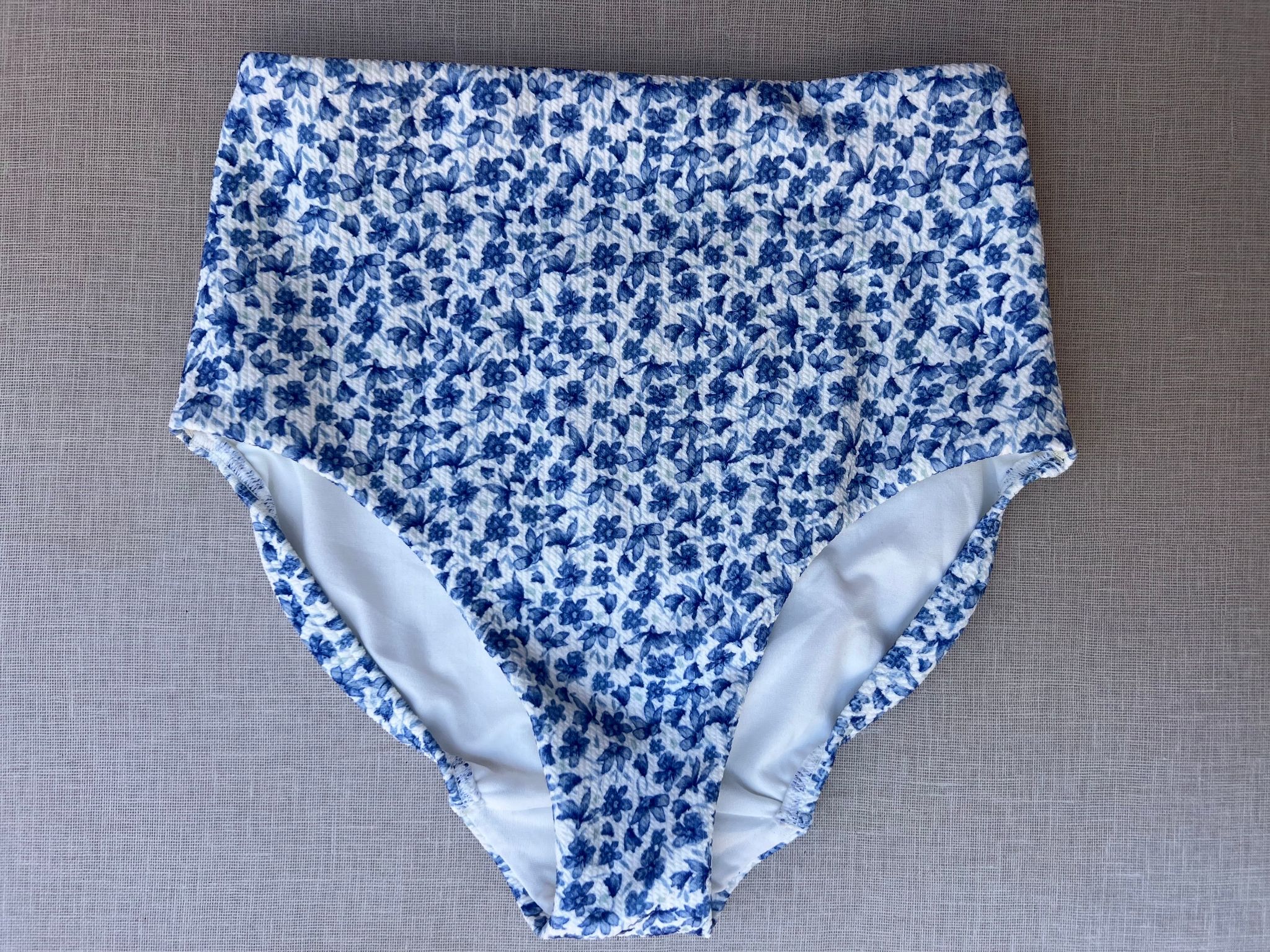 Blue and White Floral High-Waisted Bikini Bottoms_0