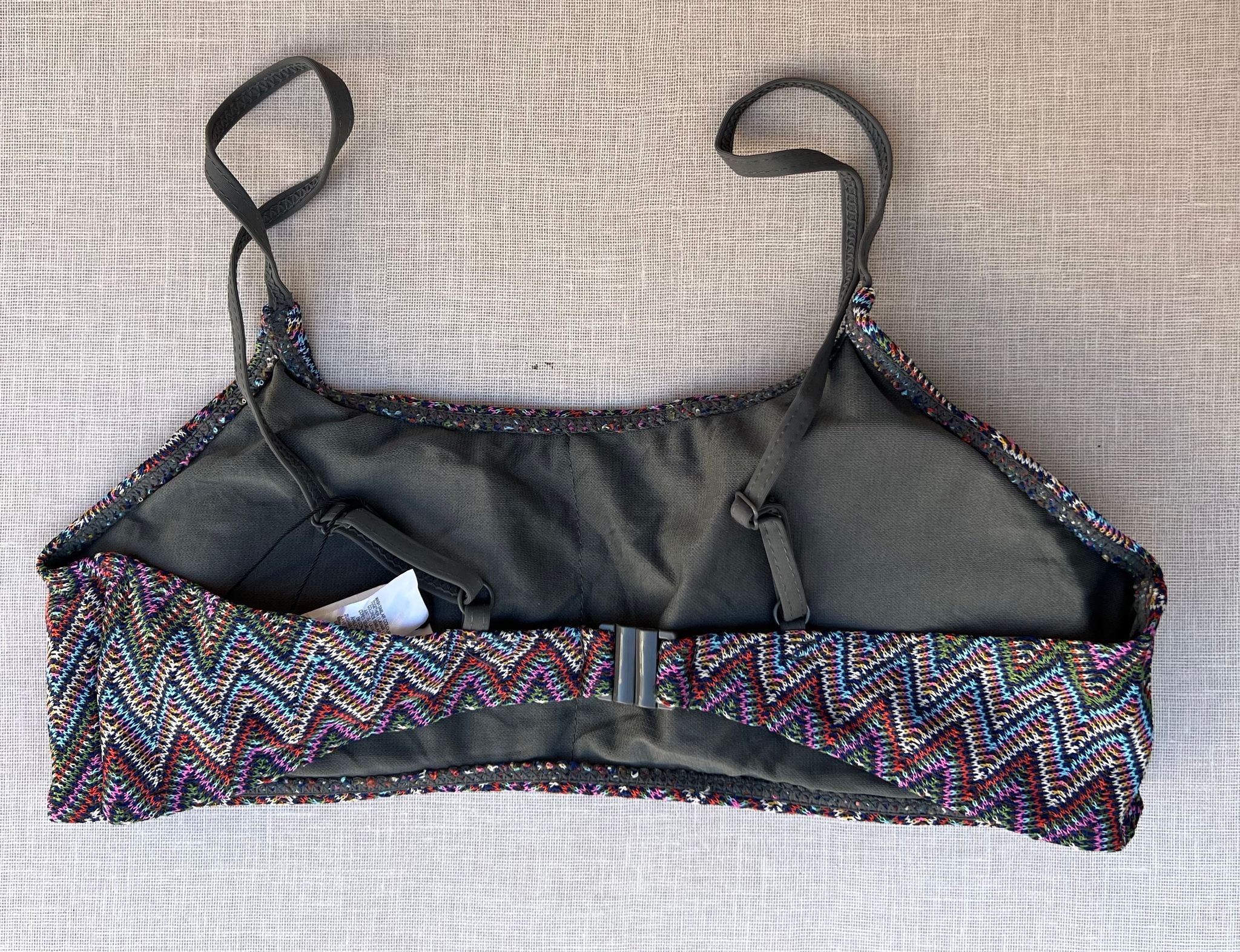  Multicolor Zig-Zag Patterned Bikini Top_2
