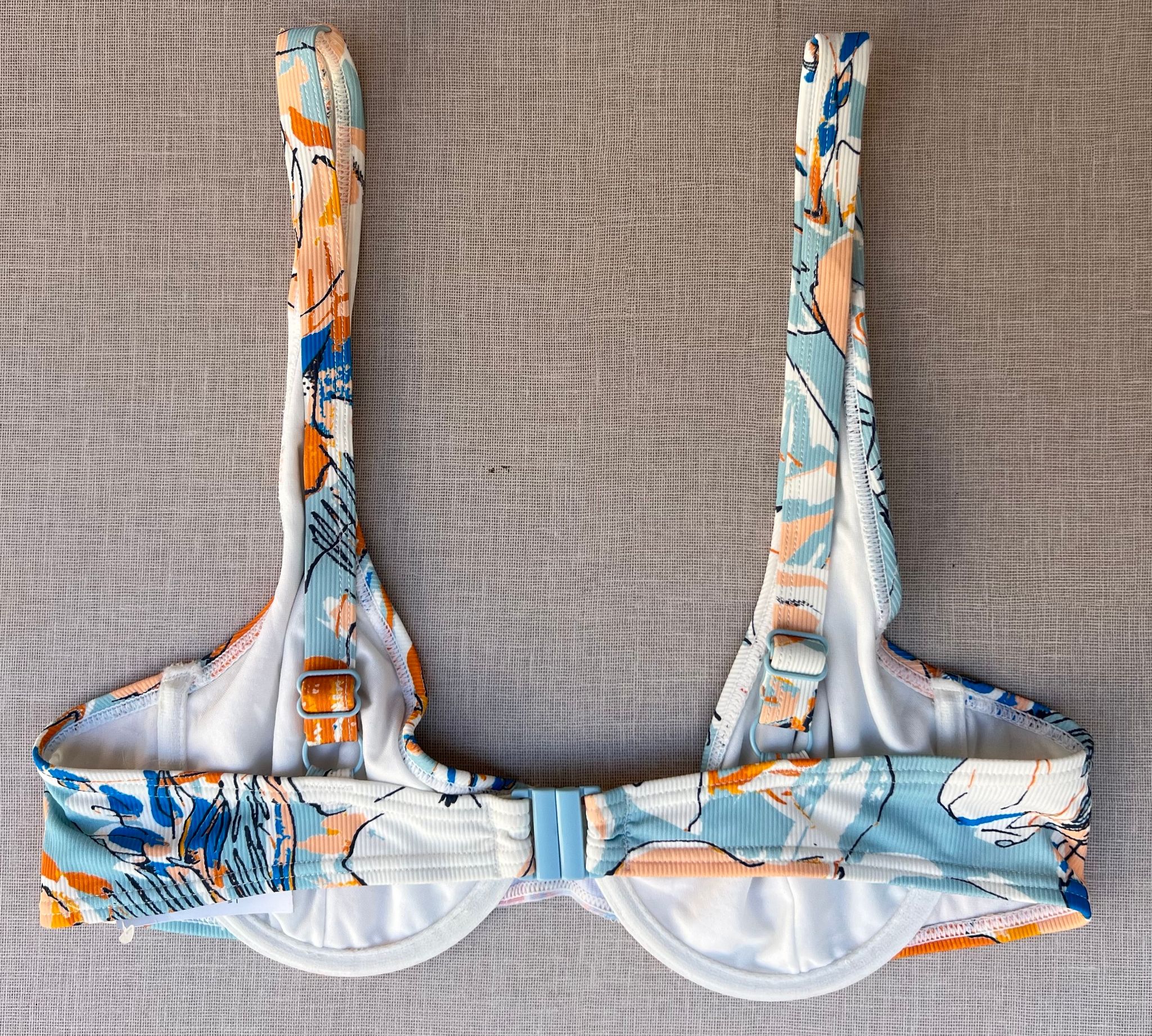 Ocean-Inspired Abstract Print Underwire Bikini Top_3