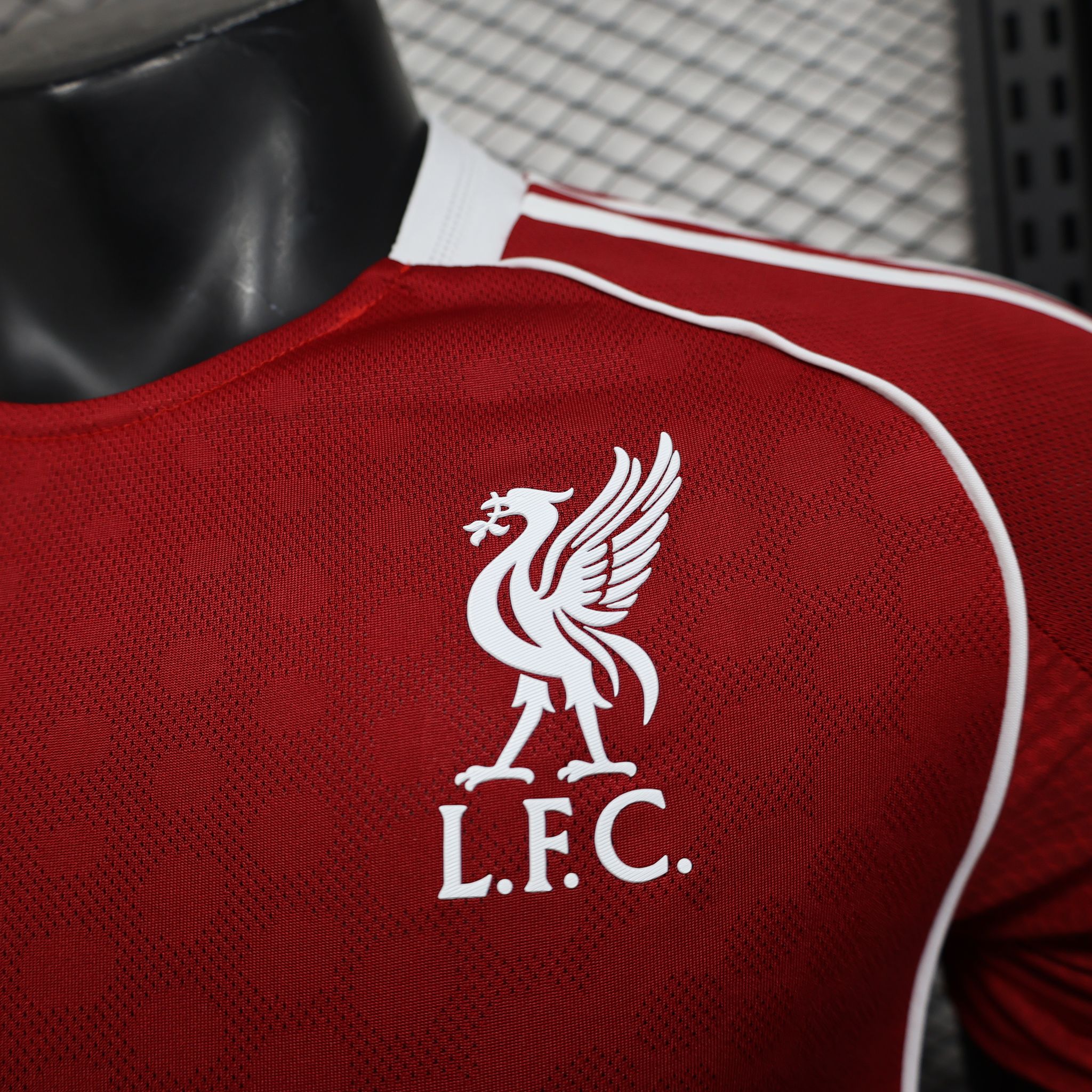 Liverpool 2025/2026 jersey latest _4