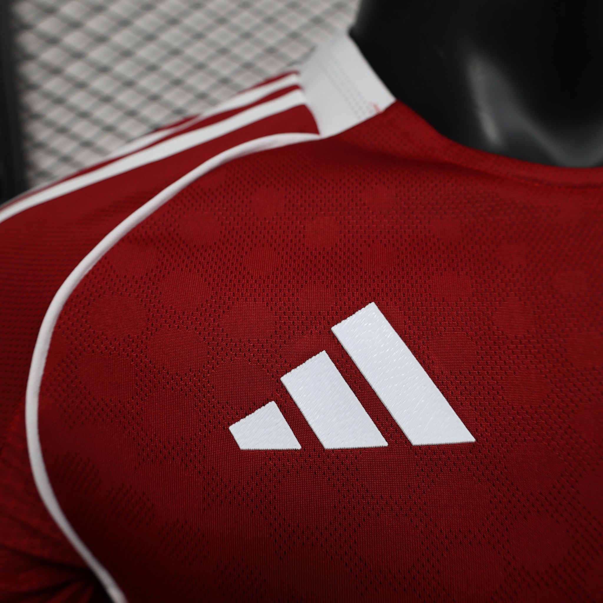 Liverpool 2025/2026 jersey latest _5