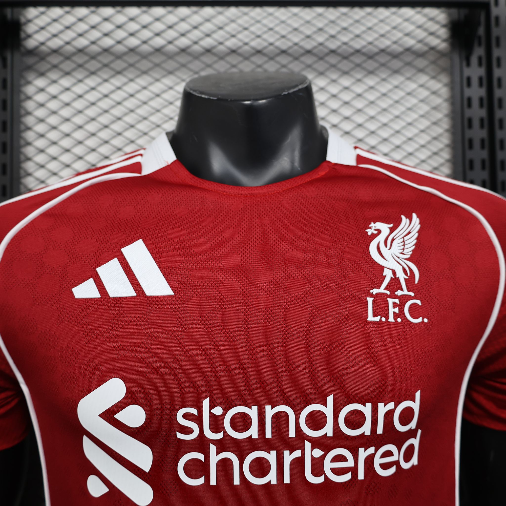 Liverpool 2025/2026 jersey latest _2