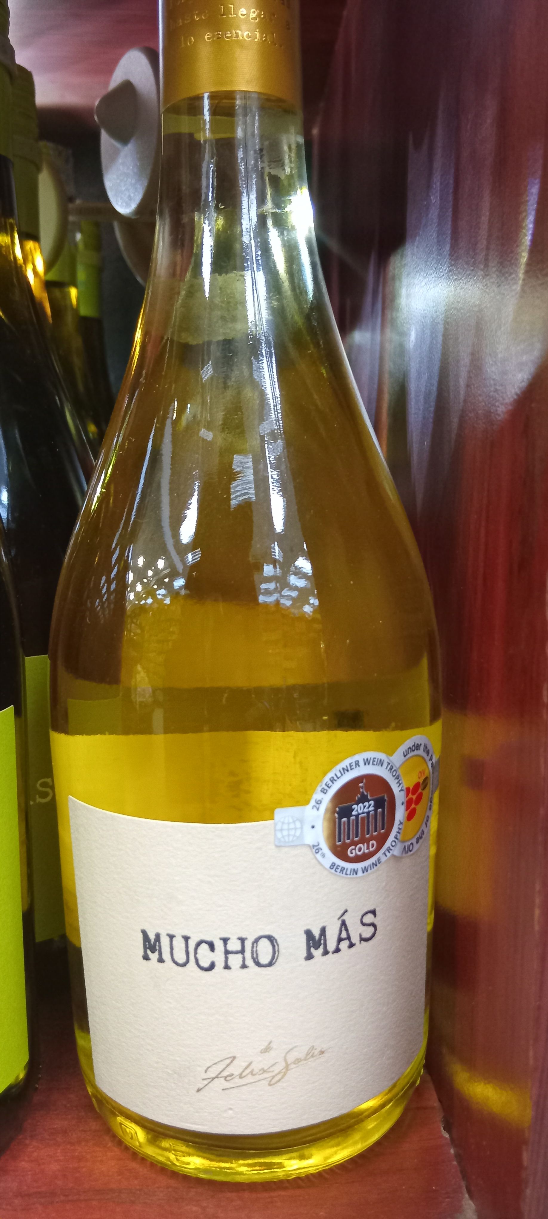 Mucho Mas Extra Dry Sparkling  750ml_0