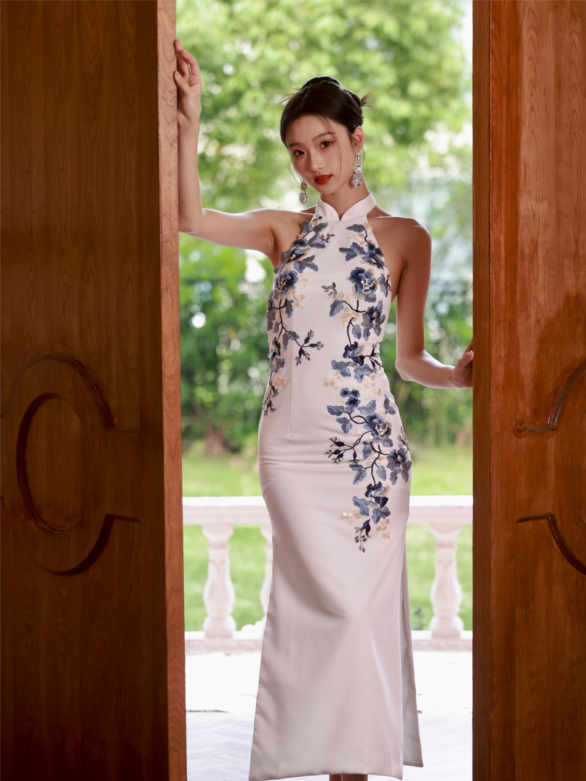 The Halter Porcelain in Midi #3_2