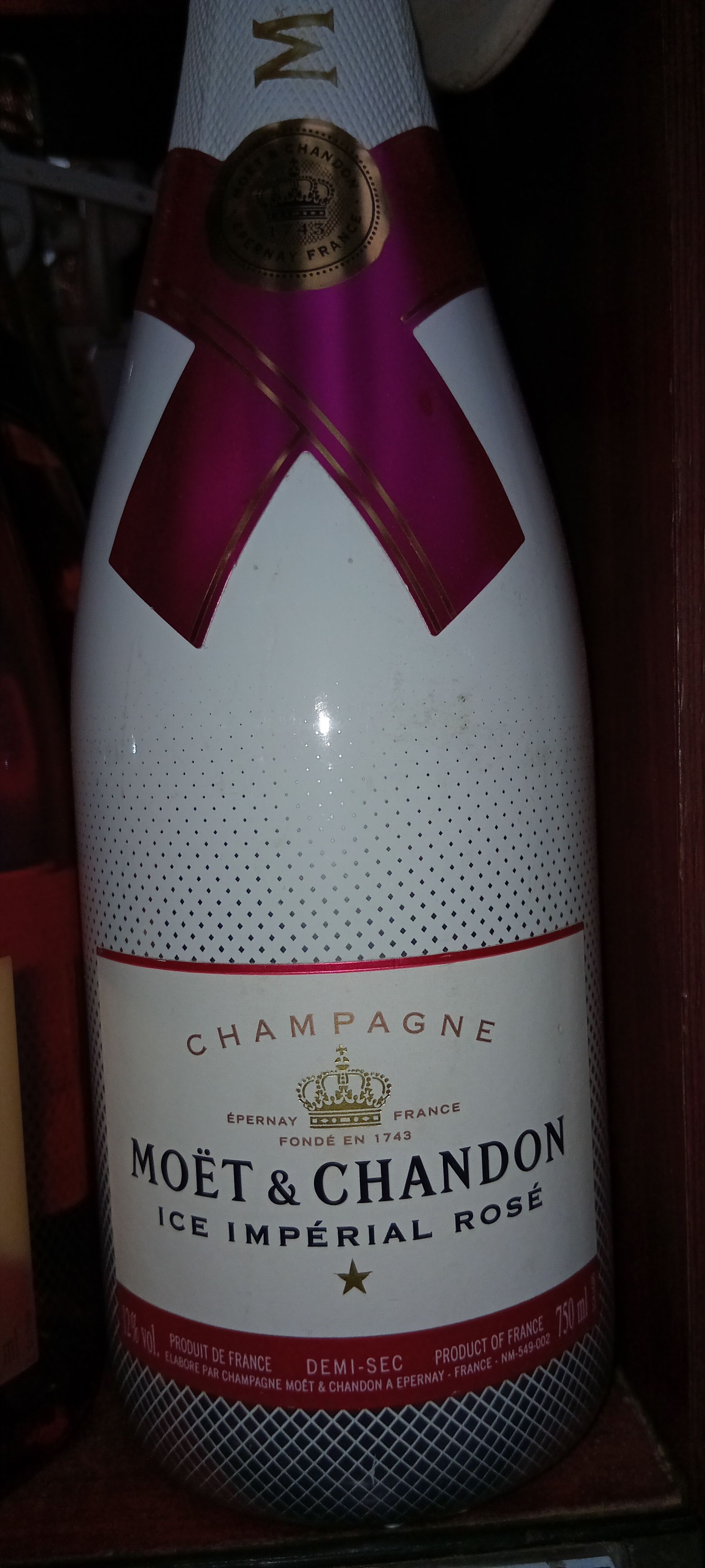 Moet & Chandon Ice Rose 750ml_0