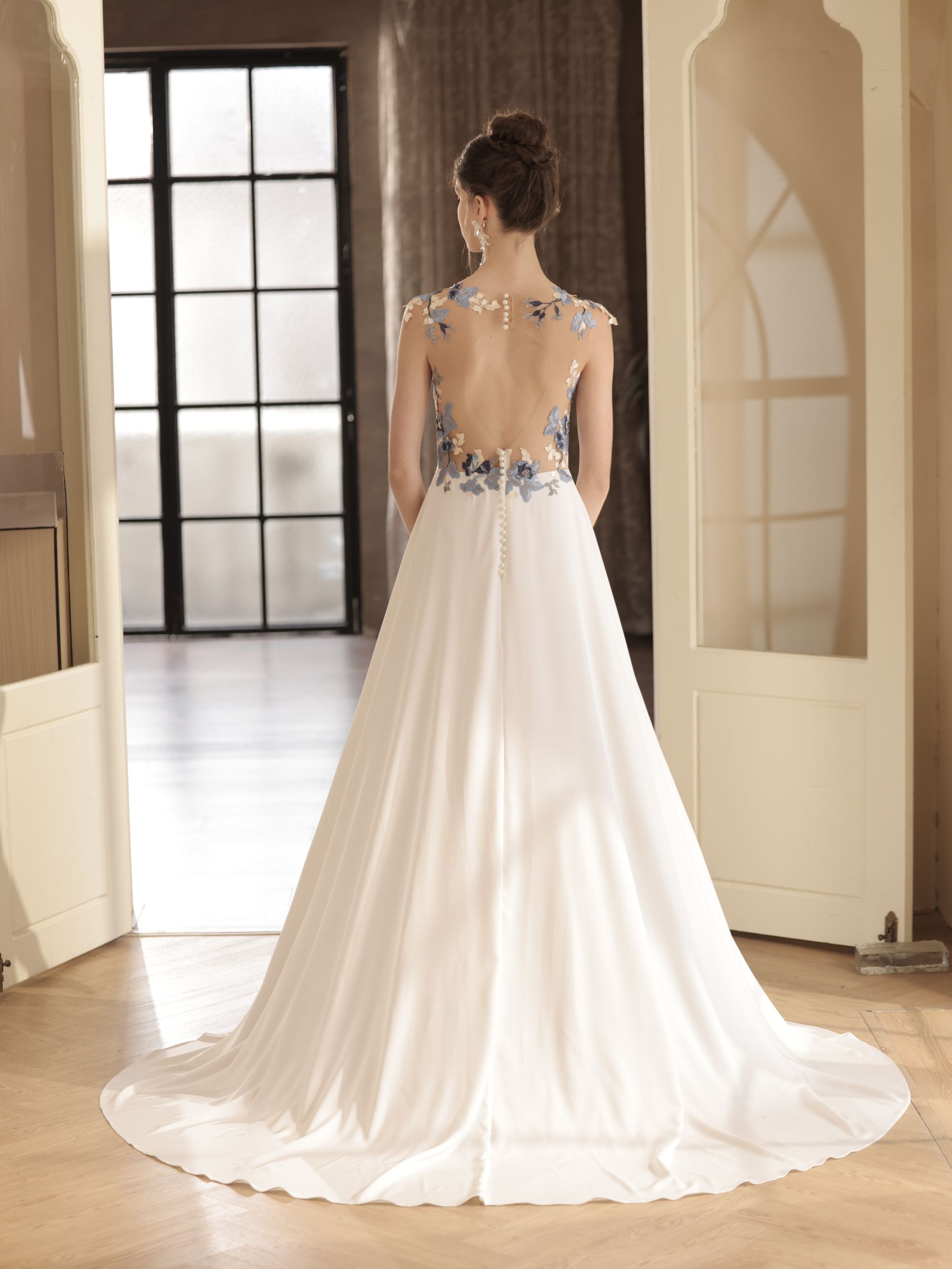 The Porcelaine Wedding Dress #0_6