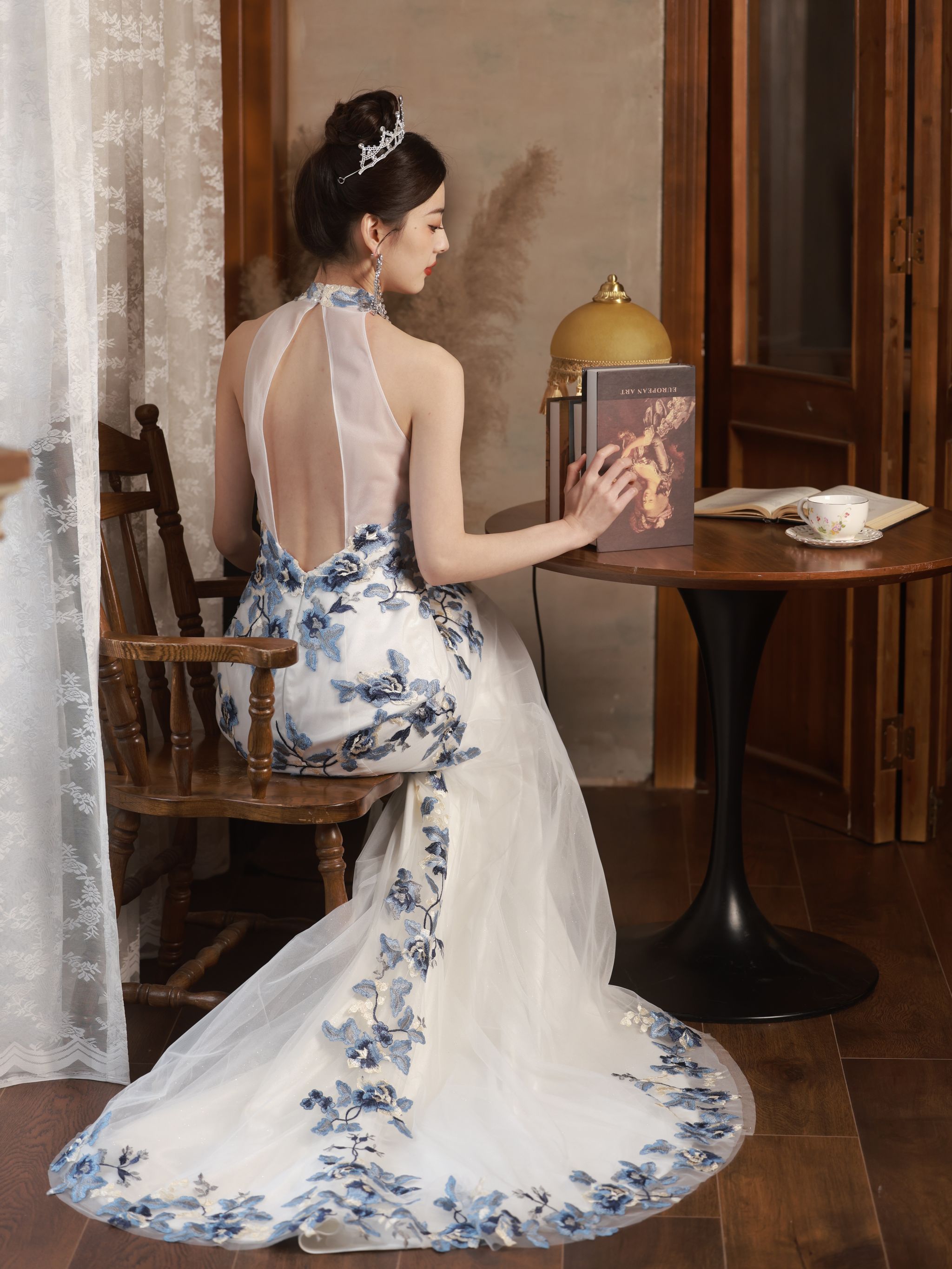 The Porcelain in Tulle  #4 _4