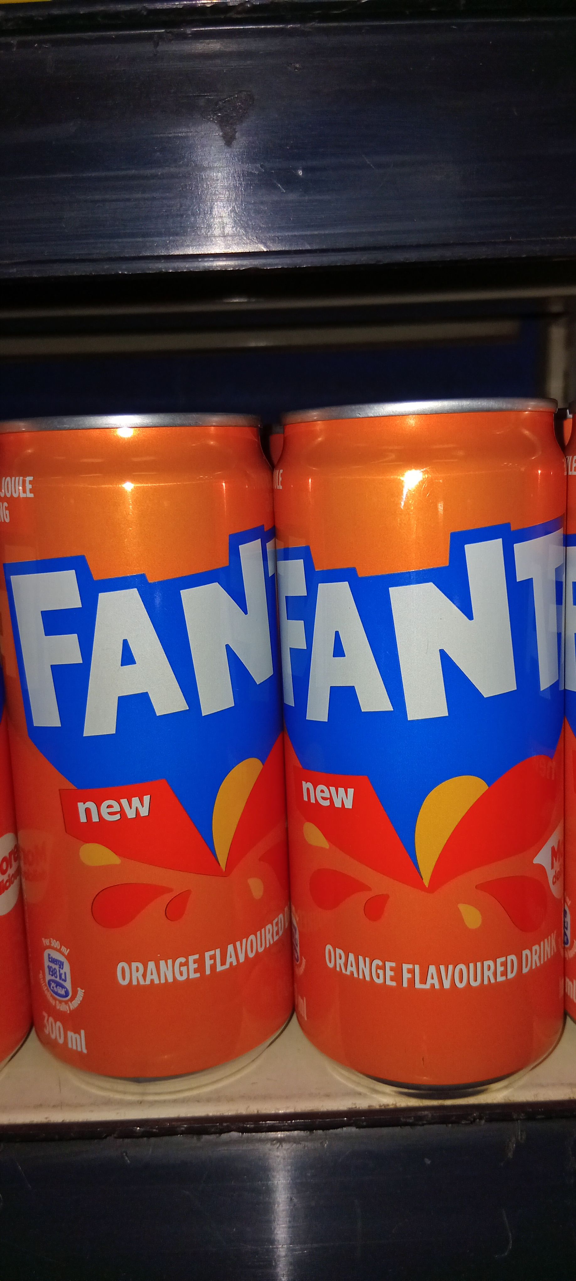 Fanta Orange Can 300ml_0