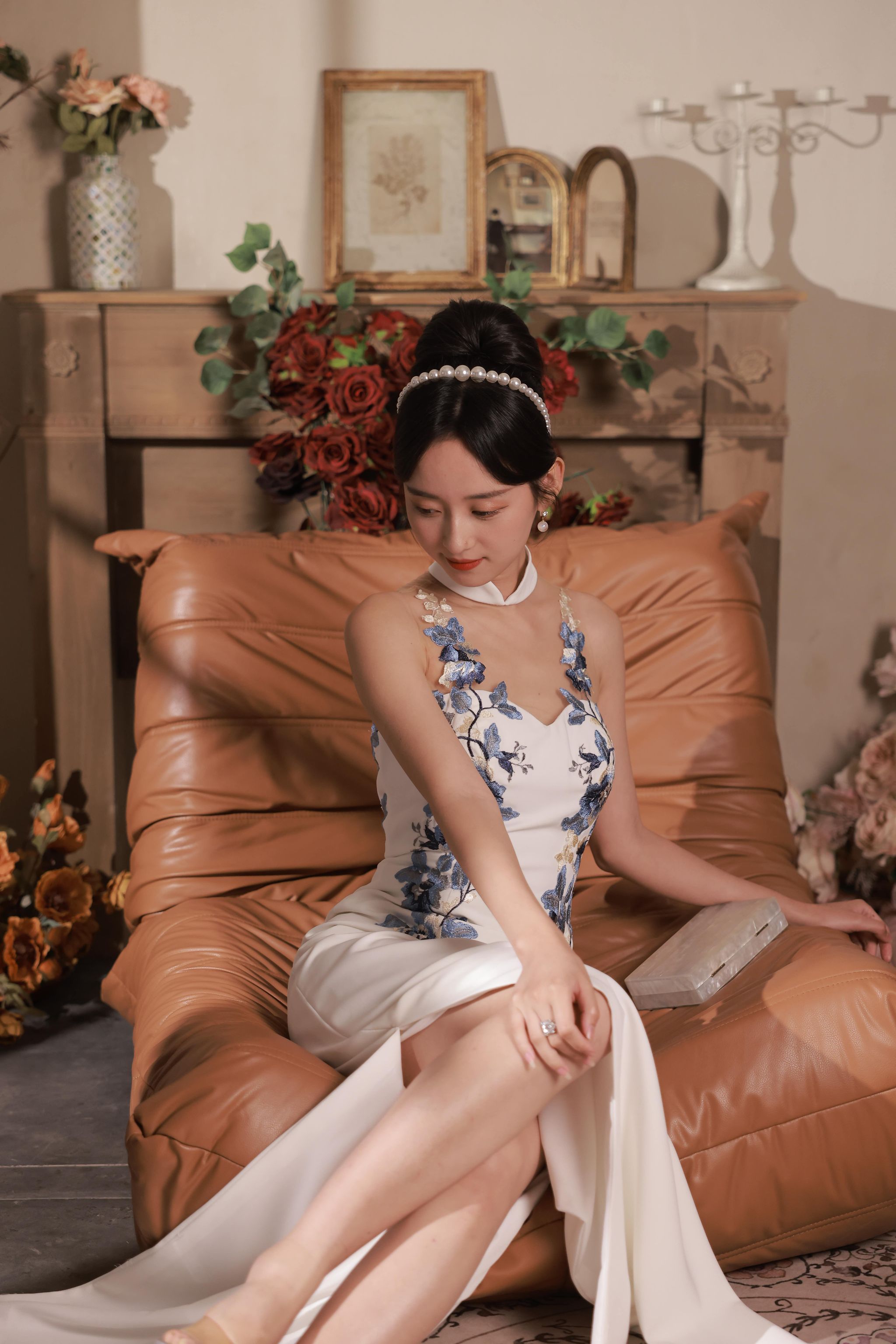 The Porcelain in Satin #9_2