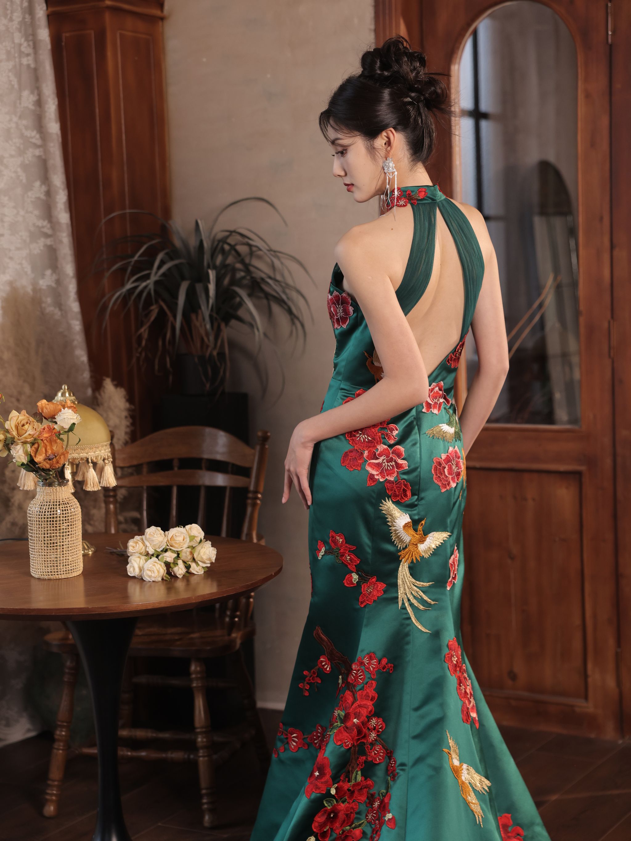 Folklore Cheongsam in Emerald _3