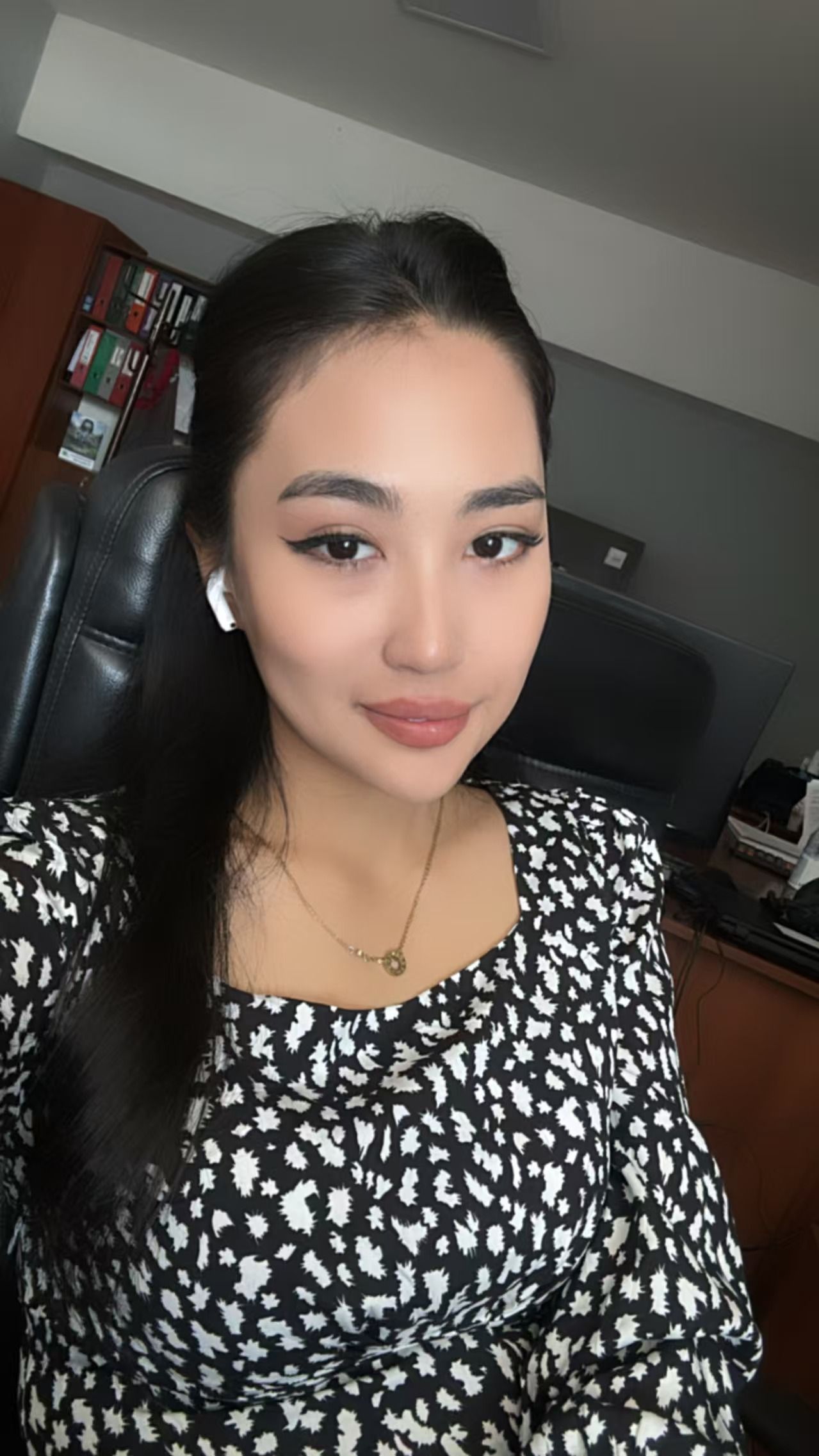 Kazakhstan Surrogacy & Egg Donor | Almaty | 25 Yrs Old, Blood Type O, 170cm, 60kg | ID #10117 |_3