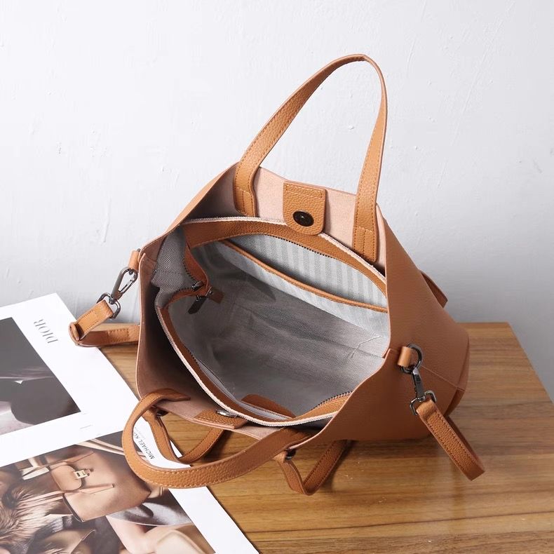 8013 - Tote Shoulder Bag in Calf Leather_5
