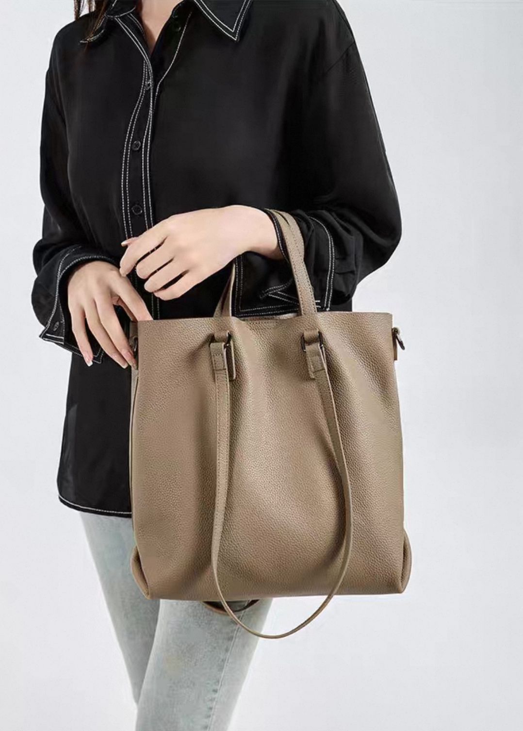 8013 - Tote Shoulder Bag in Calf Leather_8