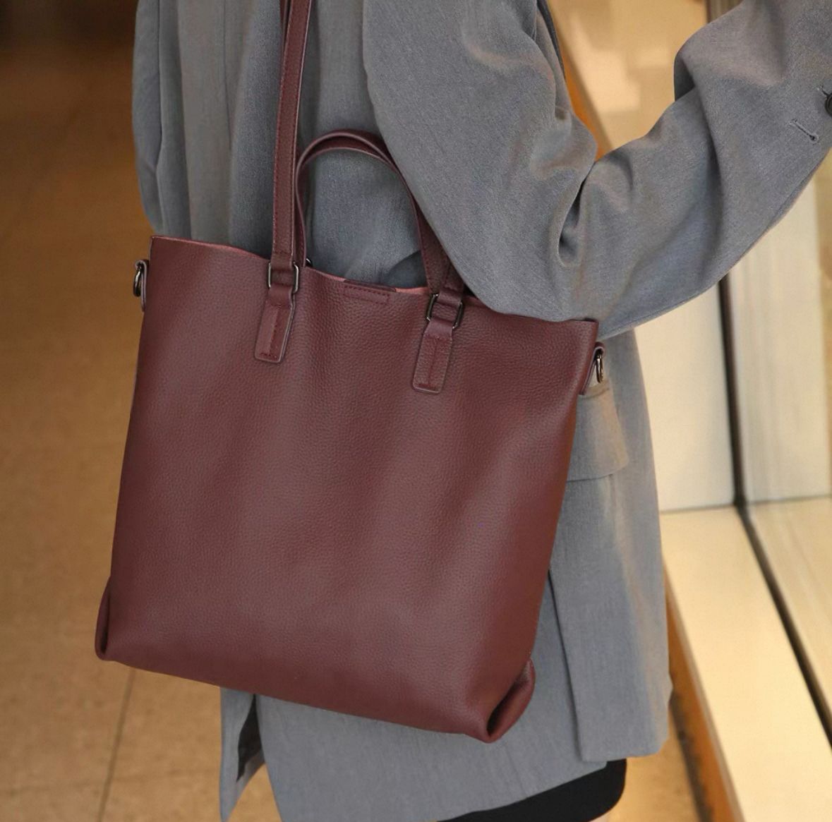 8013 - Tote Shoulder Bag in Calf Leather_14