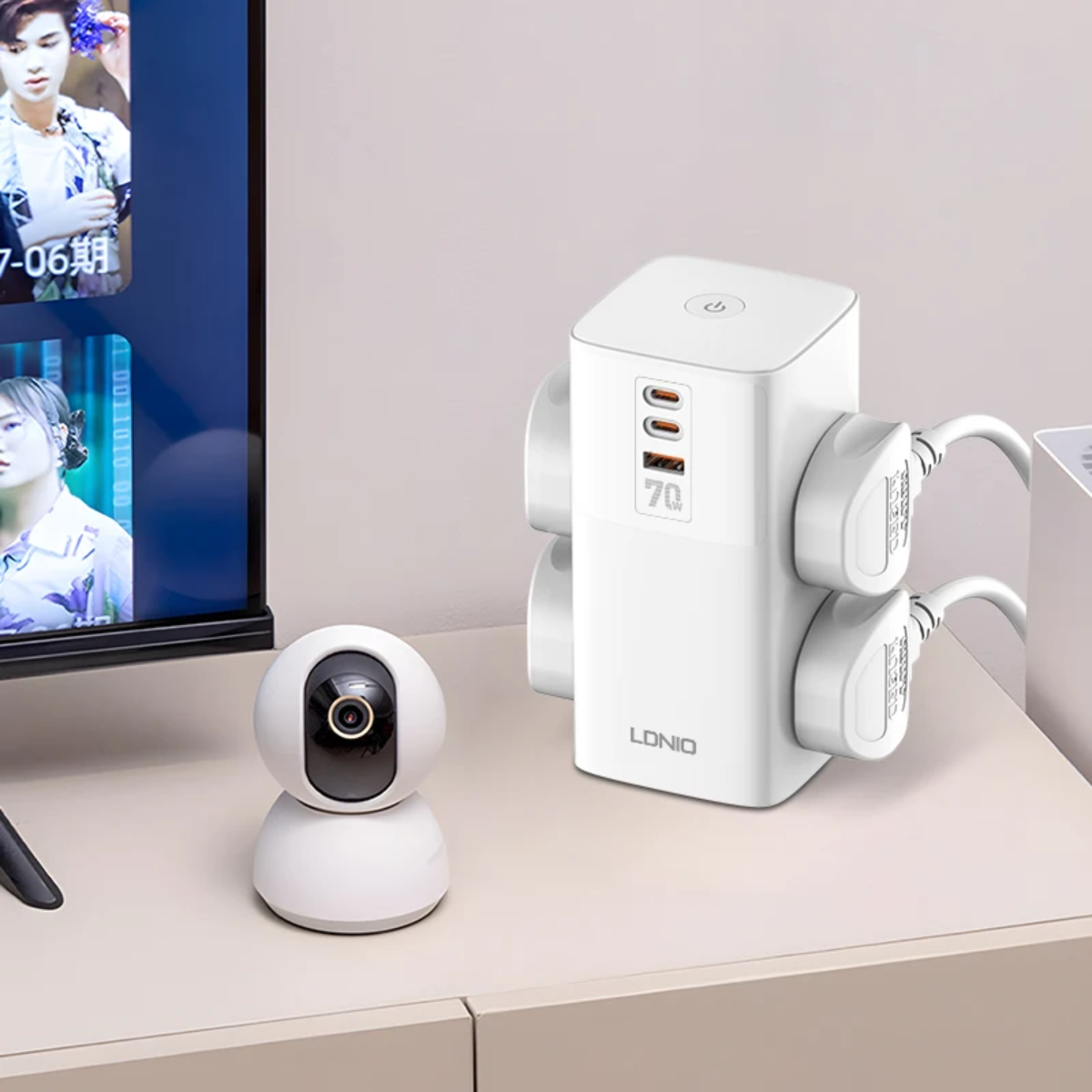 LDNIO USB Port Surge Protection Extension Cord 2500W + Charge 70W_1