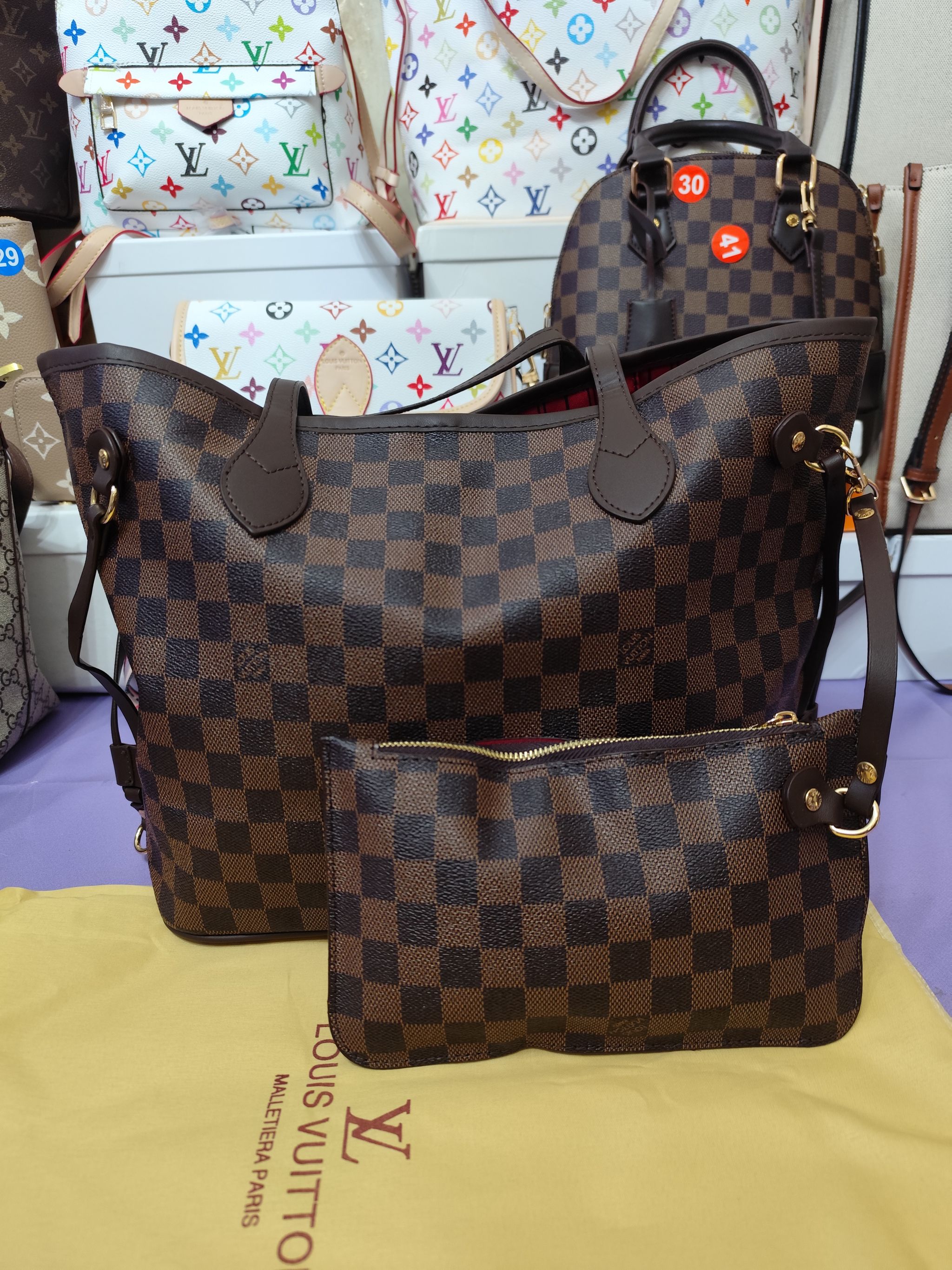 Bolsos LV ,neverfull cuadritos marrón _0