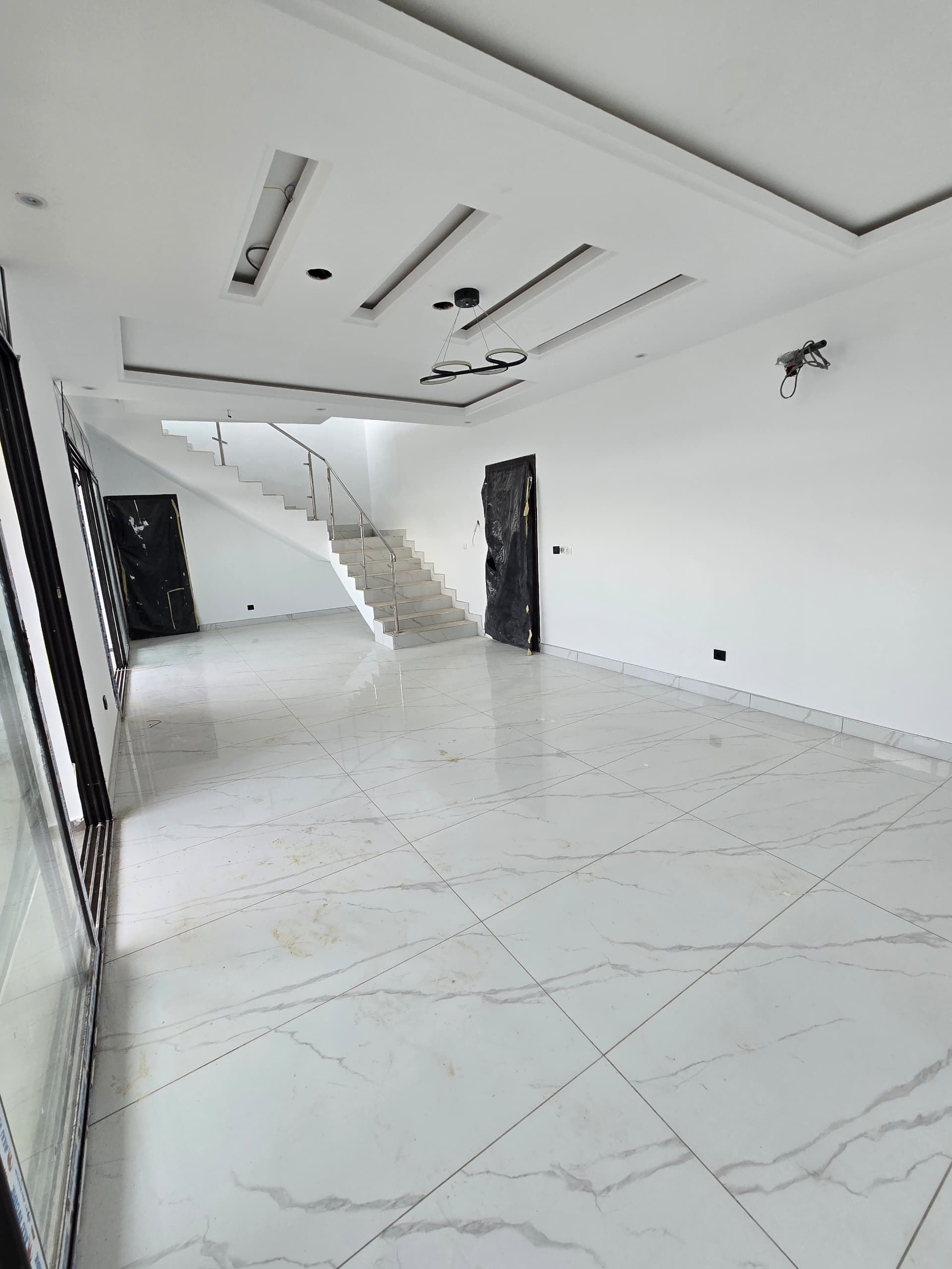 Duplex de 6 pièces | Riviera_M'badon |  | 2.000.000CFA | + de détails en description_8