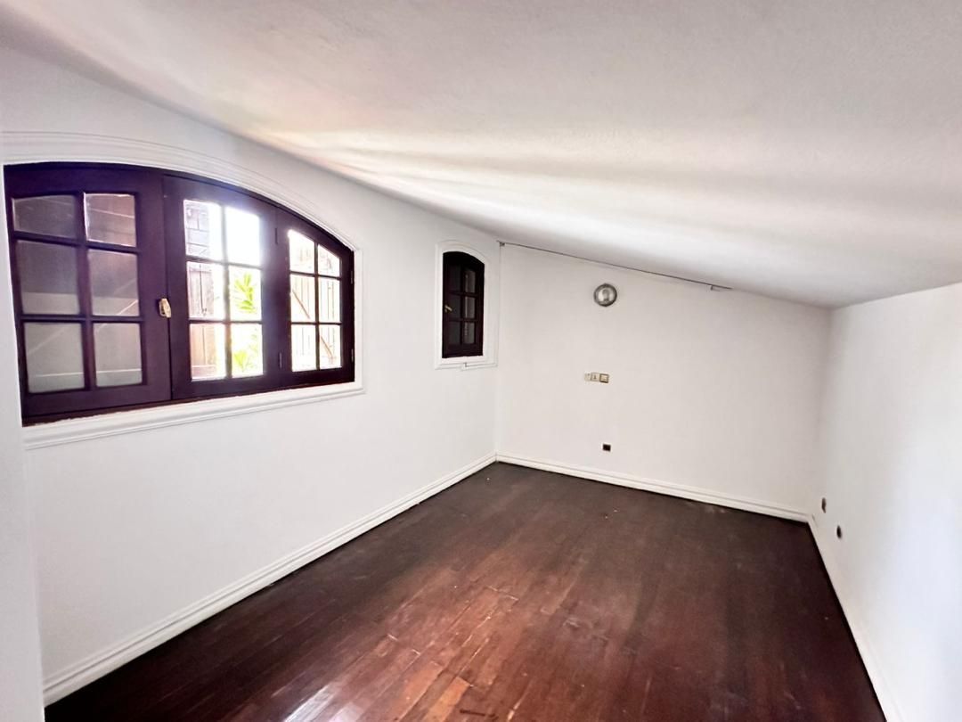 2 plateaux _Vallons | Villa Triplex de 12 pièces | 450 millions CFA | + de détails en description  _4