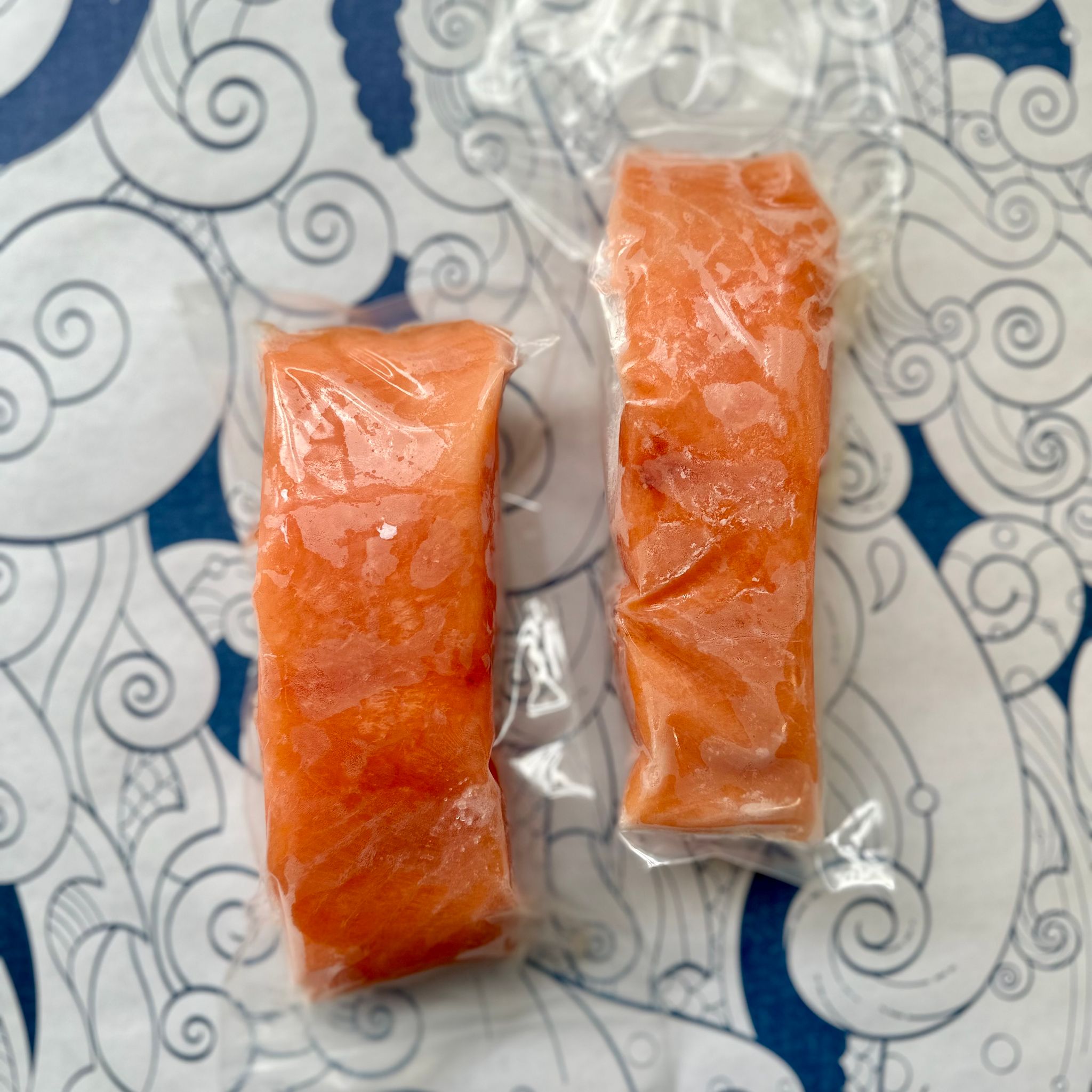 Zalmmoten met vel 200 gr_0