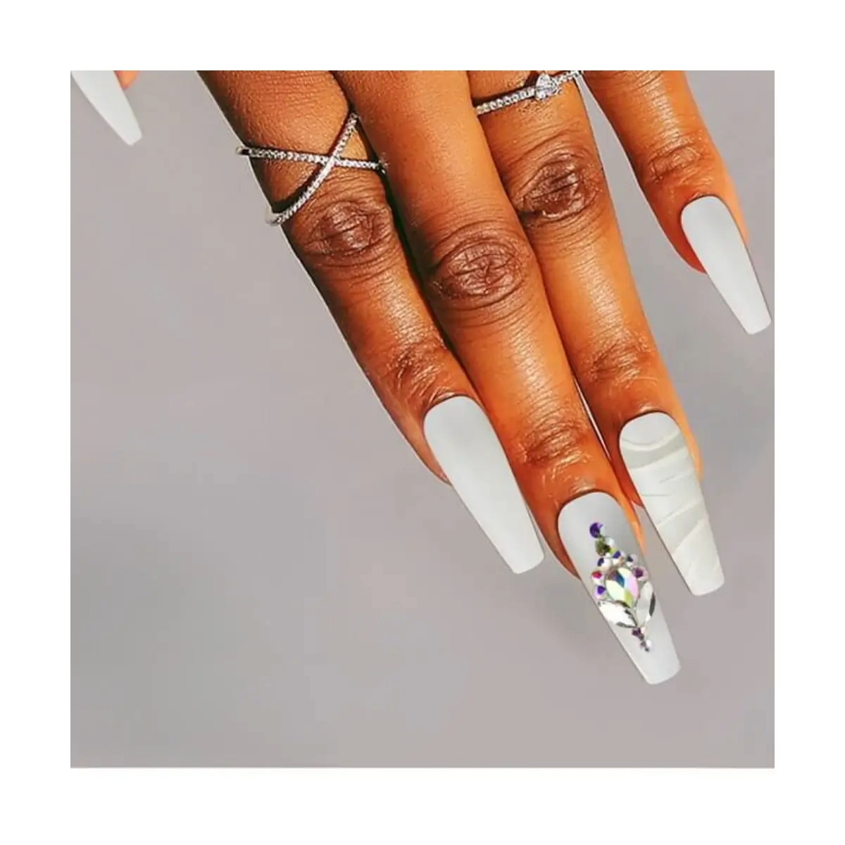 SET DE UÑAS 30 U GOMA Y STICK BLANCO PERLA/PIEDRAS (6936505103059)_1