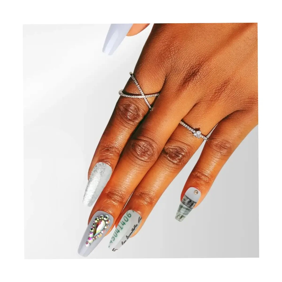 SET DE UÑAS 30 U GOMA Y STICK BLANCA DÓLAR (6936505103554)_1