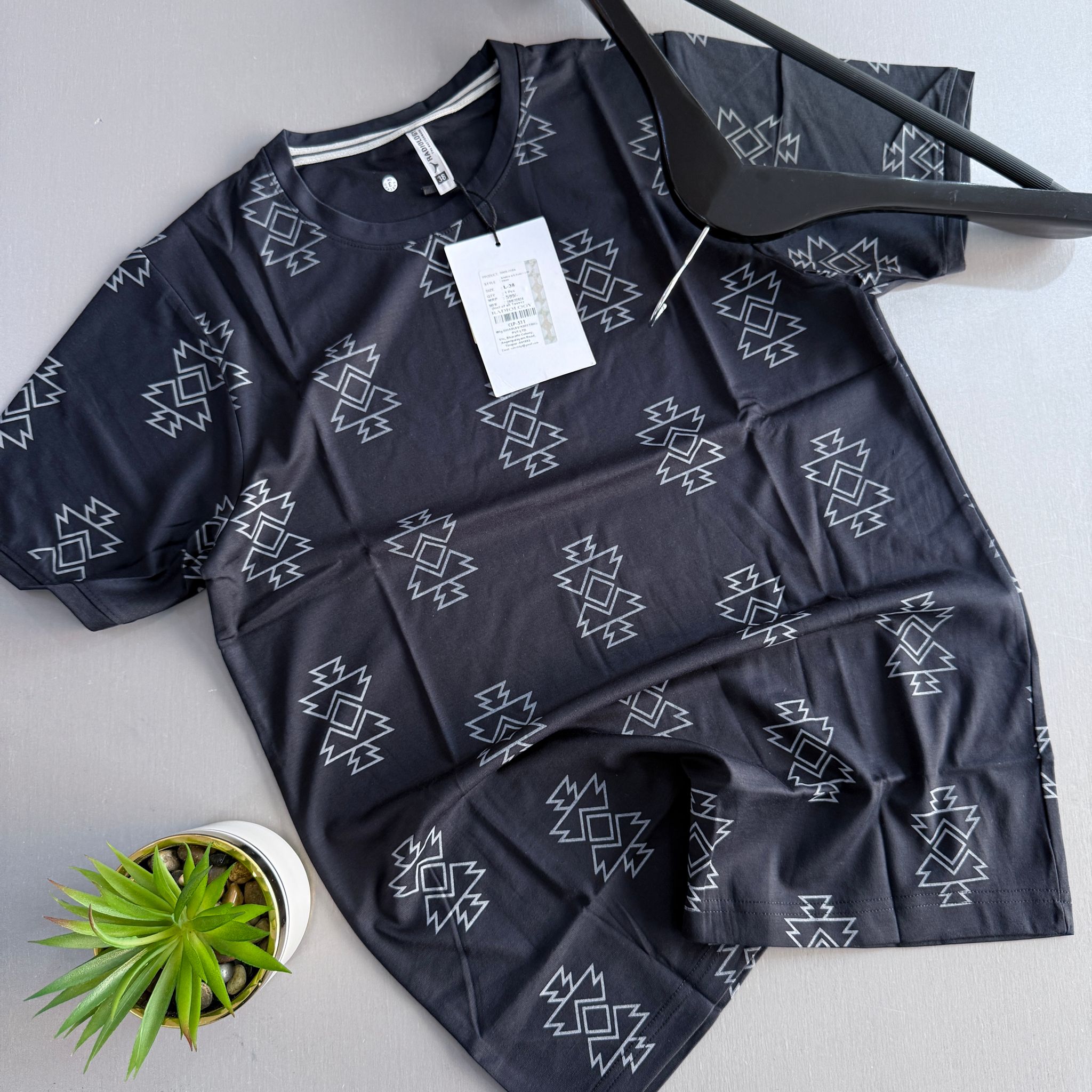 RADIOLOGY T-SHIRTS (PATTERNED) - BLACK  _0