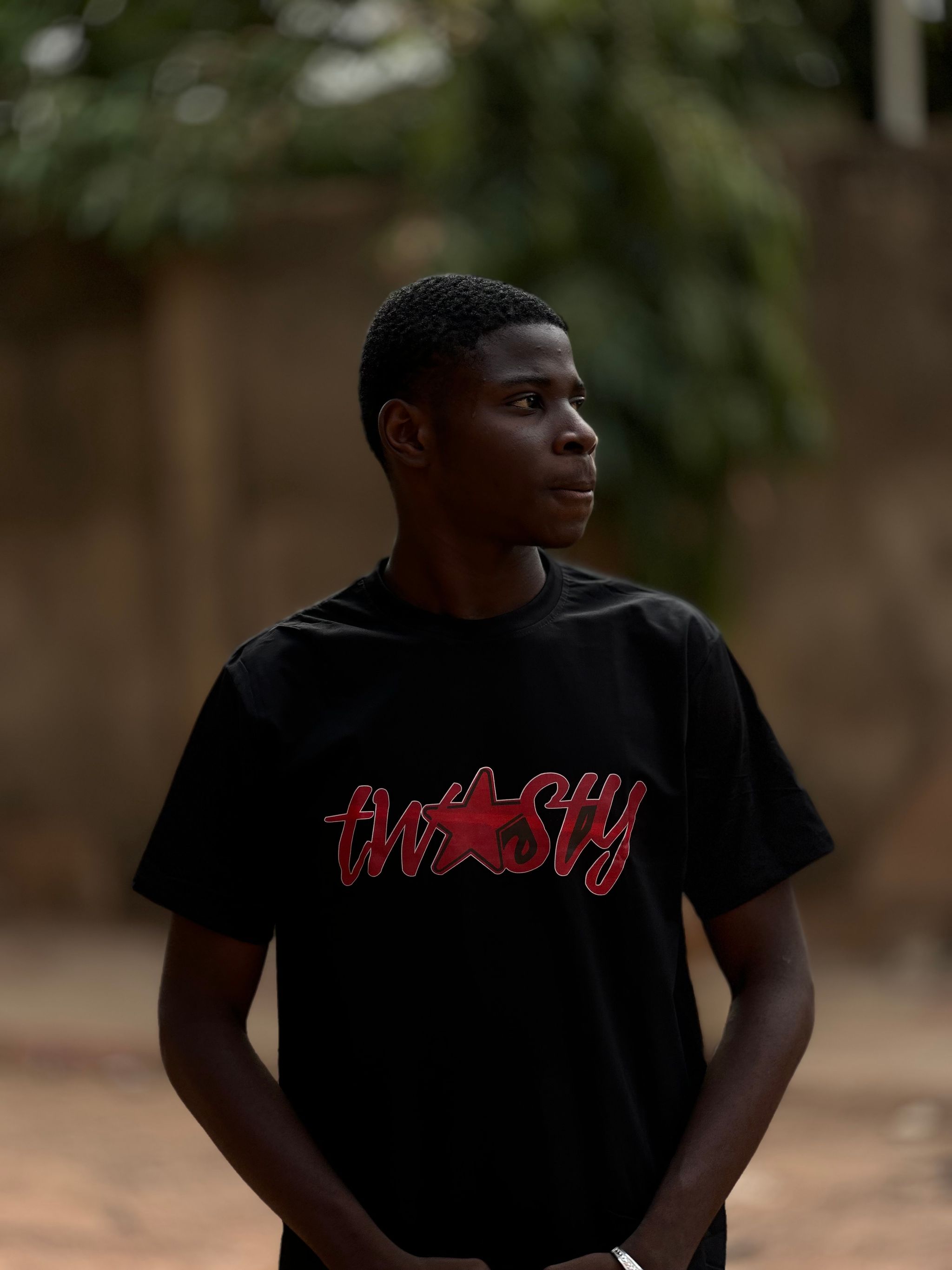 Red shadow TEE _1