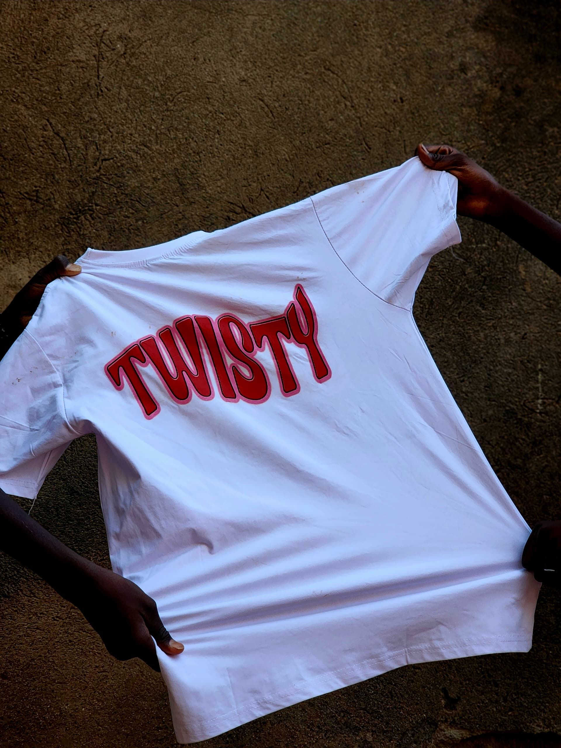 Twisty lips tee_1