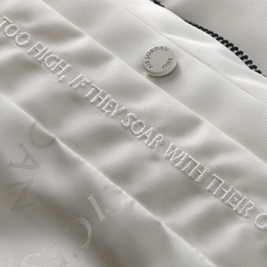 PSG x Jordan Wings Anthem Jacket - Sail (White)_9