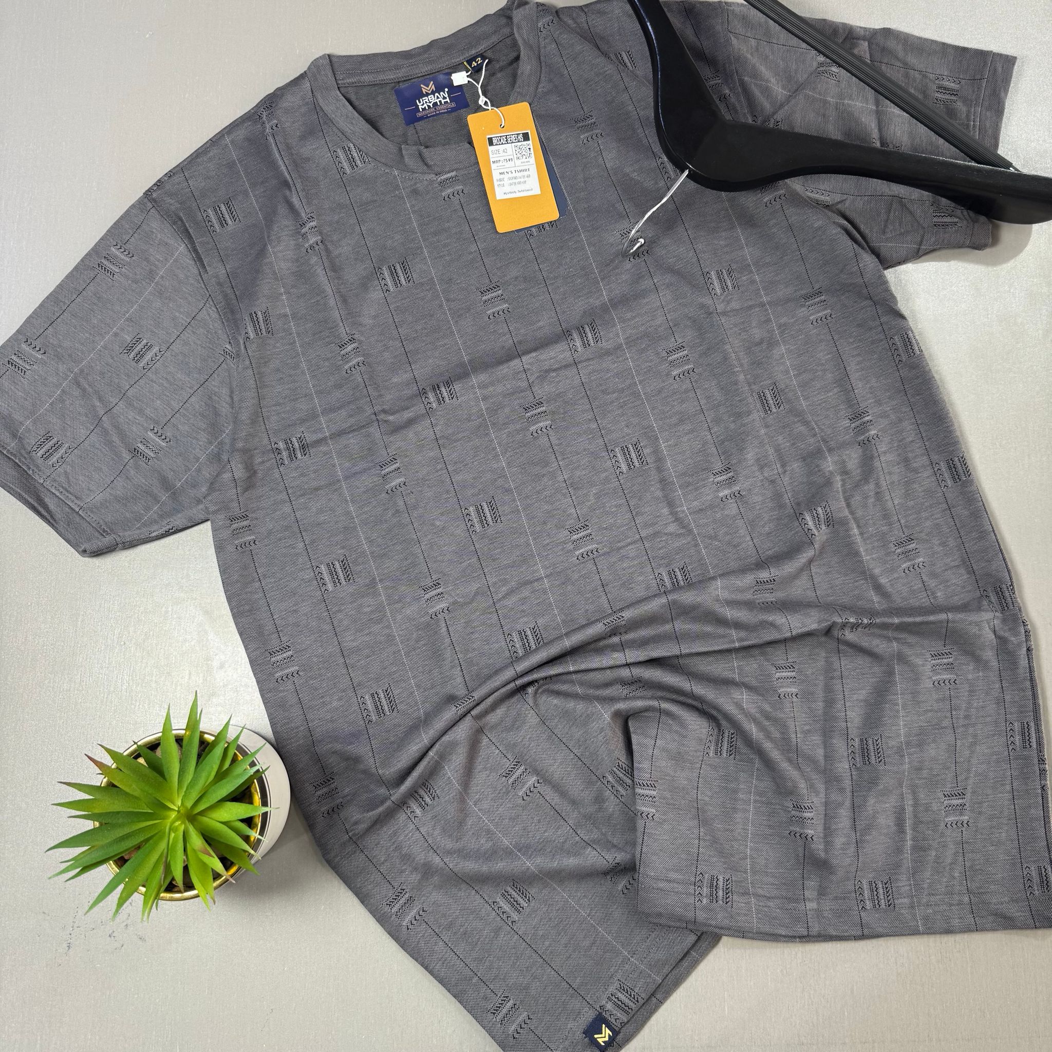 URBAN MYTH T-SHIRT - DARK GREY_0