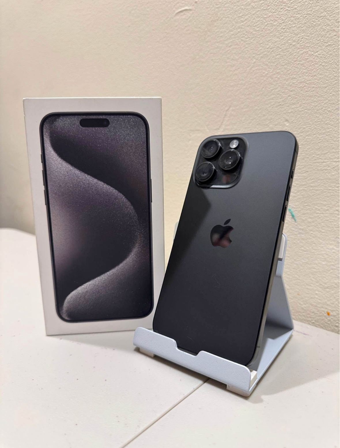 iPhone 15 Pro Max 512Go – comme neuf_0