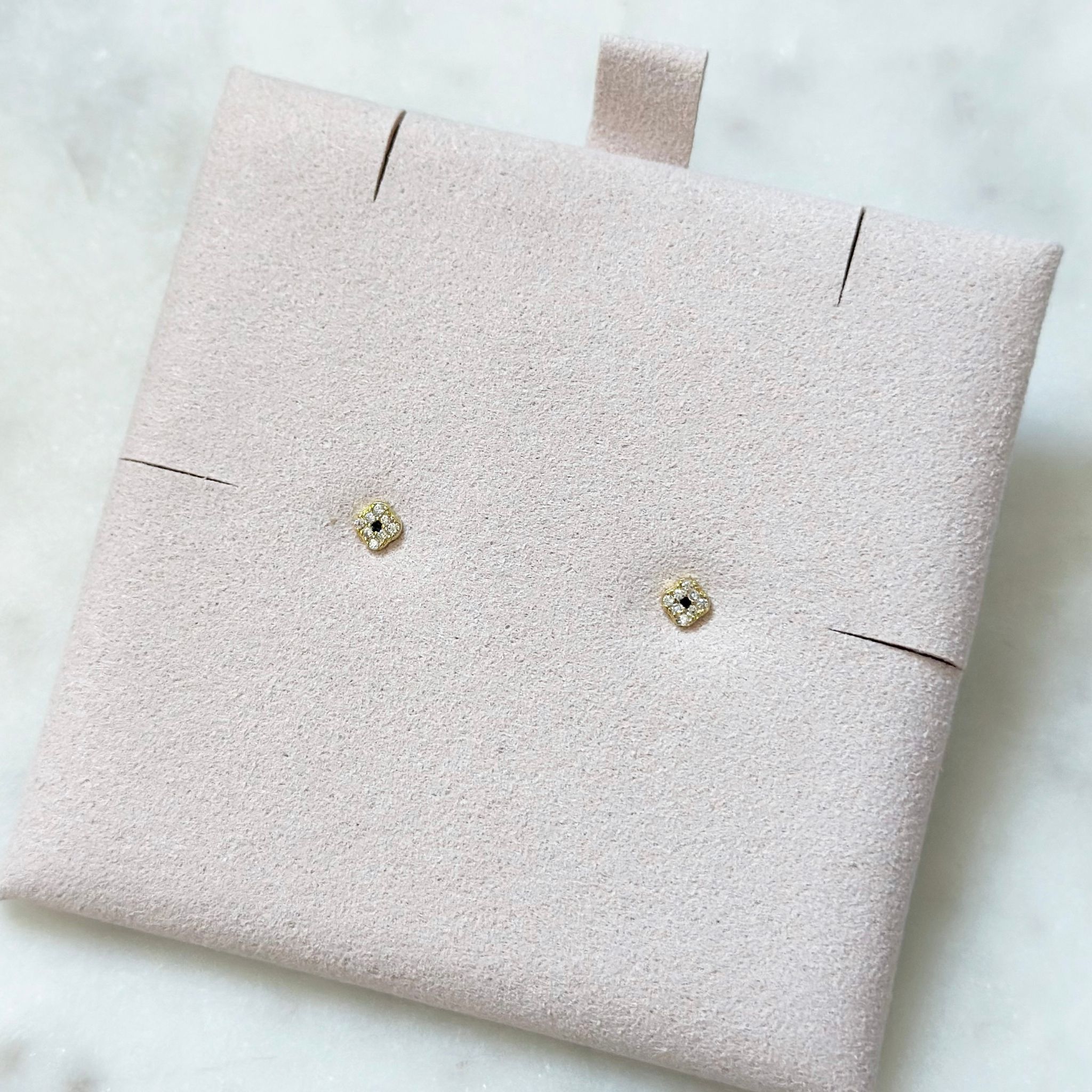 Mini Shiny Treb Stud_0