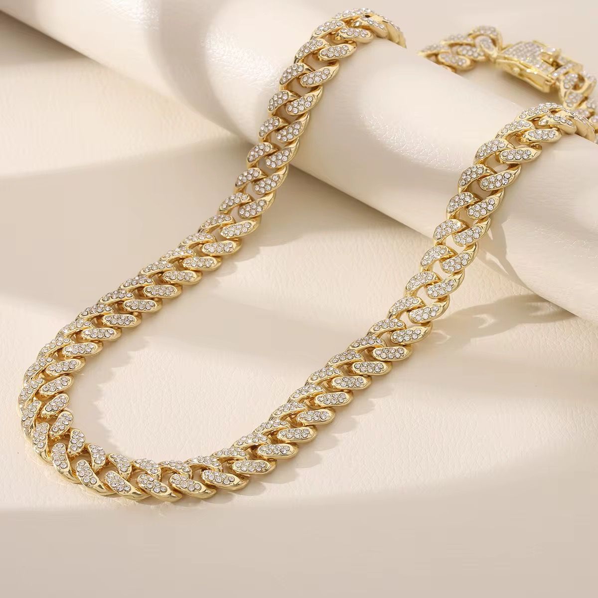 European and American Fashion Rapper Accessories Hot Sale 13mm Hip Hop Diamond Crypto Cuban Necklace Fashion Chains Necklaces_3