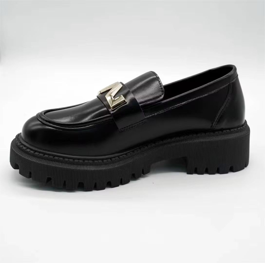 Classic Comfort Slip-On Women Shoes: Elegant and Practical PU Leather Office Shoes_2