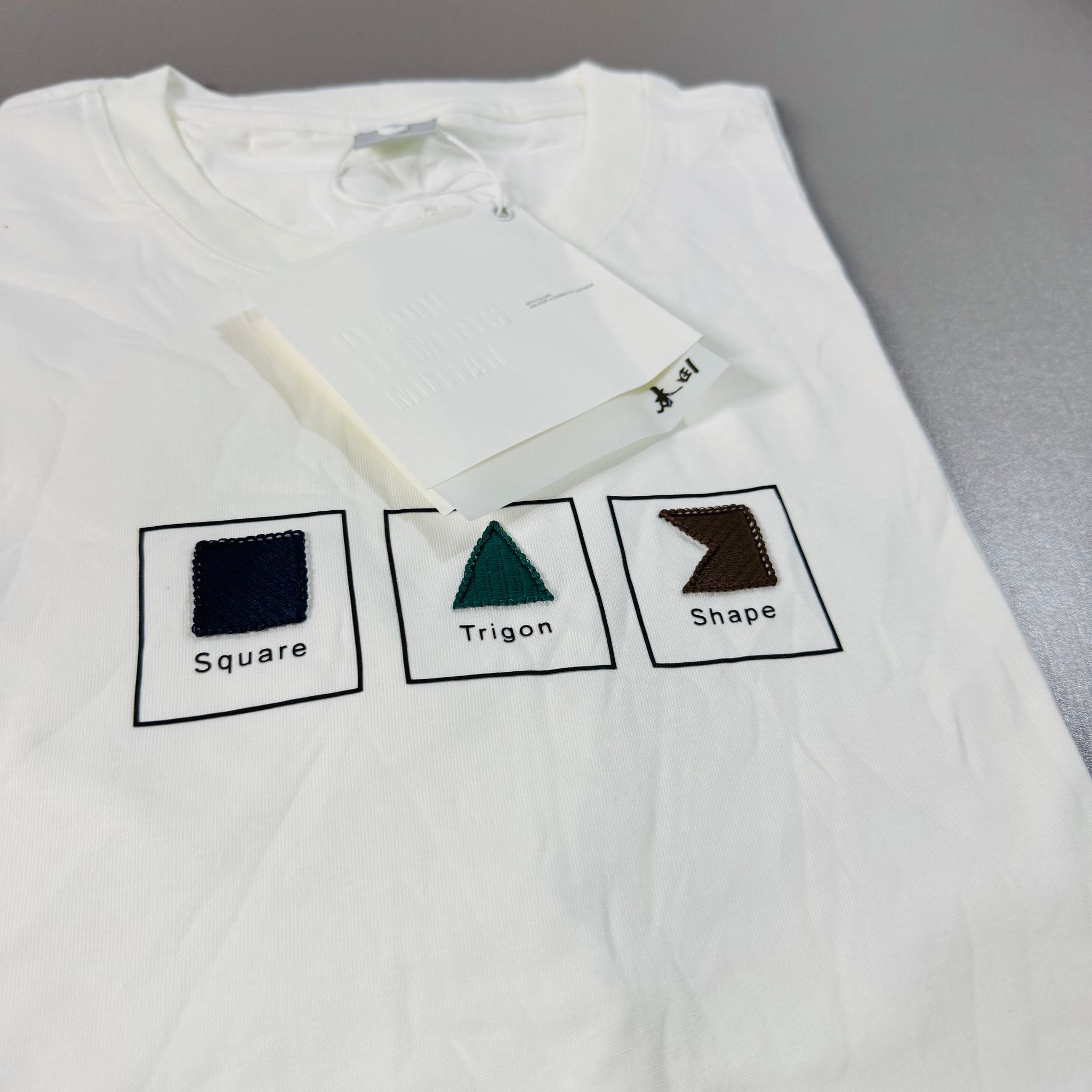 Mixed Apparel  _0