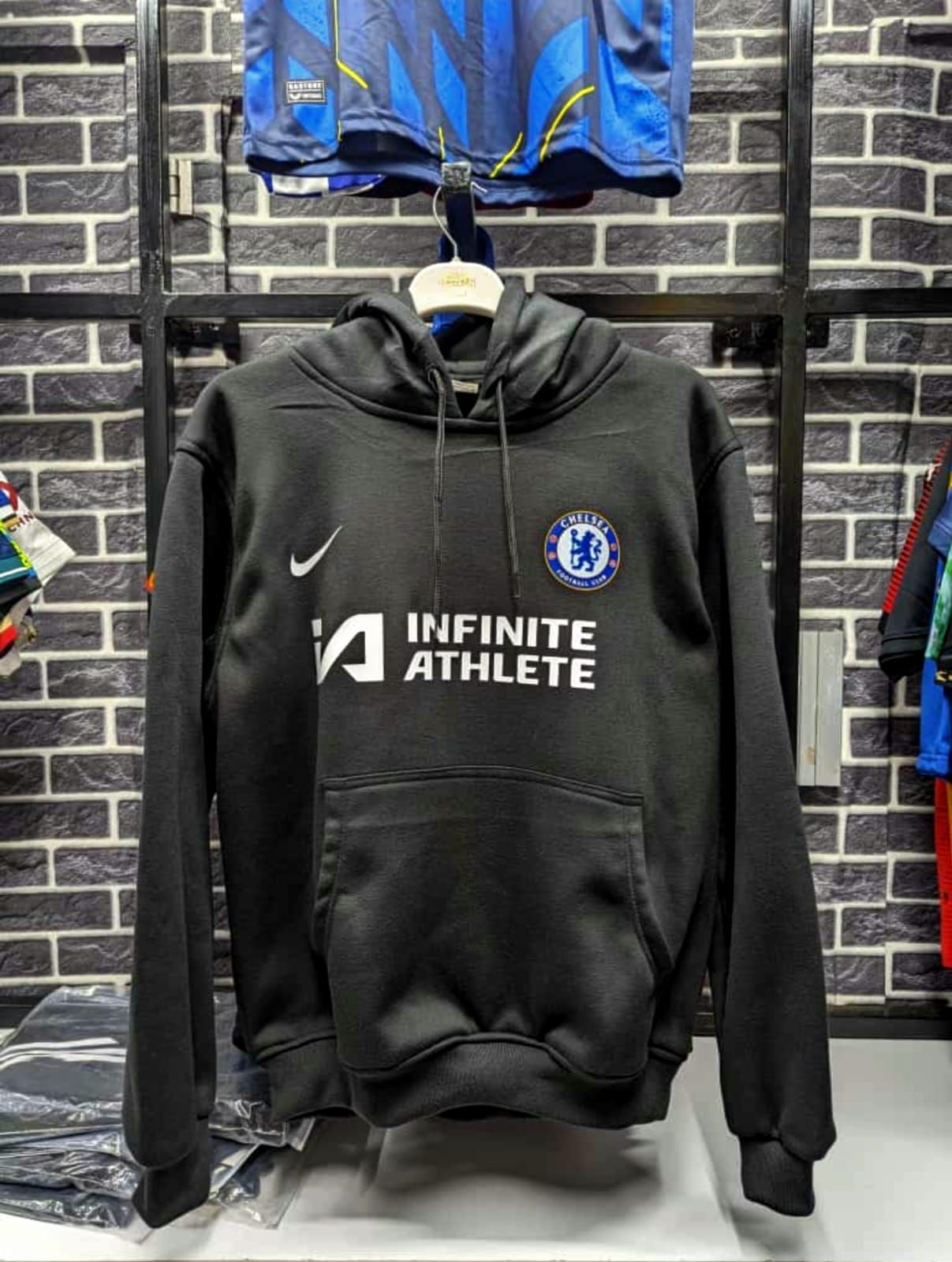 Chelsea Black Hoodie     _0