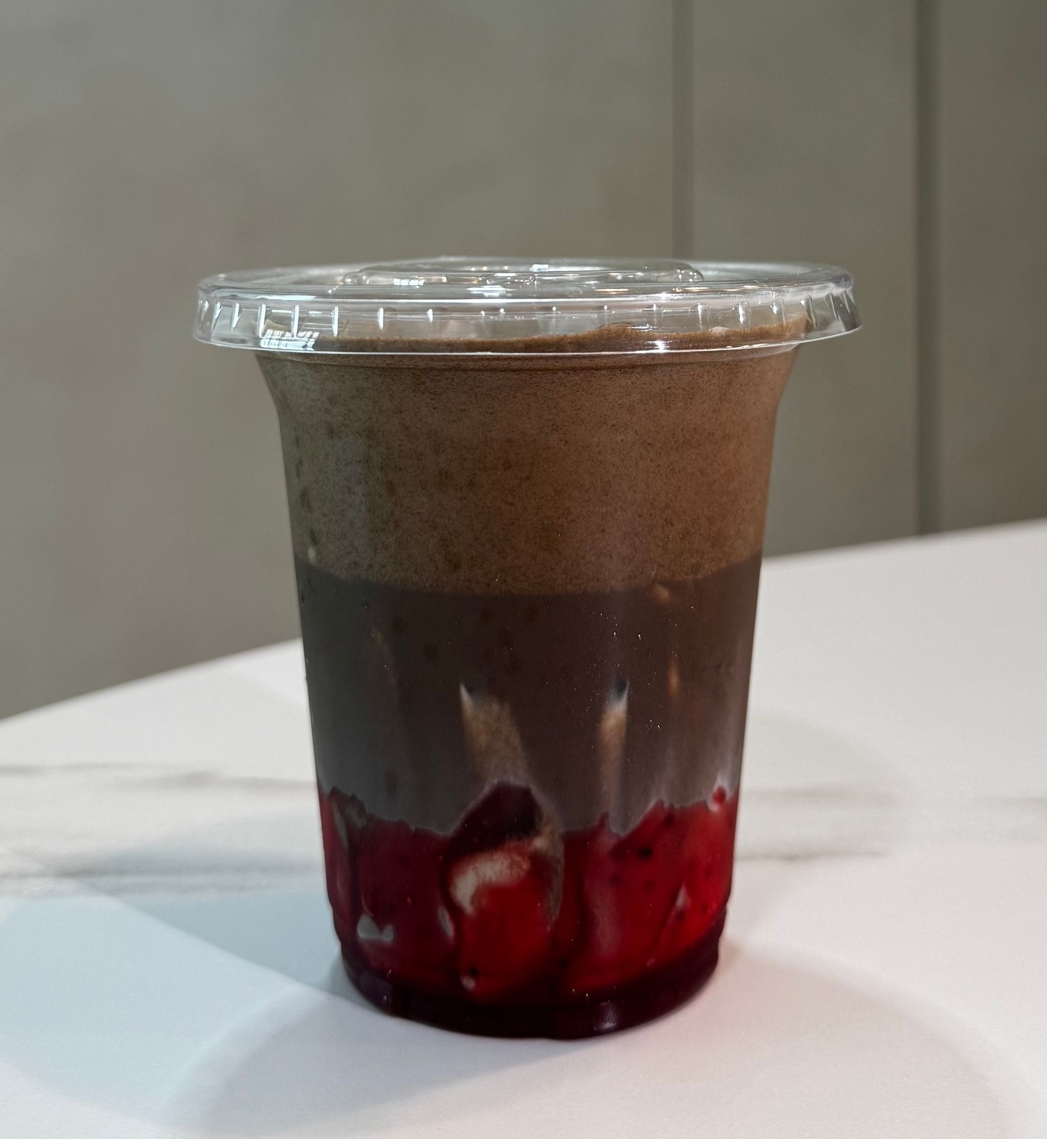 Iced Strawberry Hojicha Latte_0