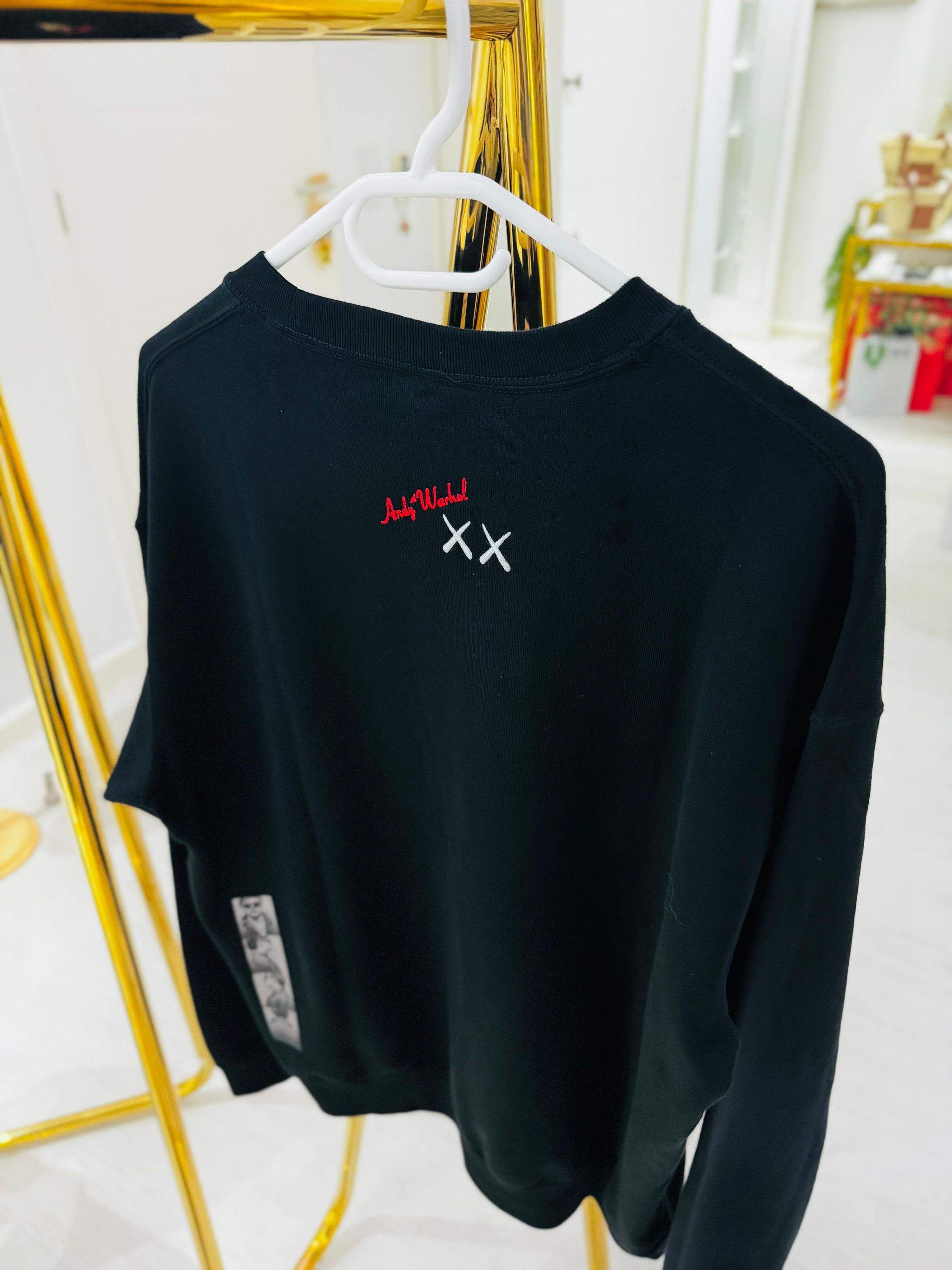 Sweater exclusivo Kaws _3
