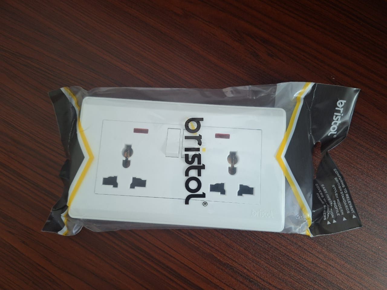Bristol 13A Socket - Twin/Double Multi_0